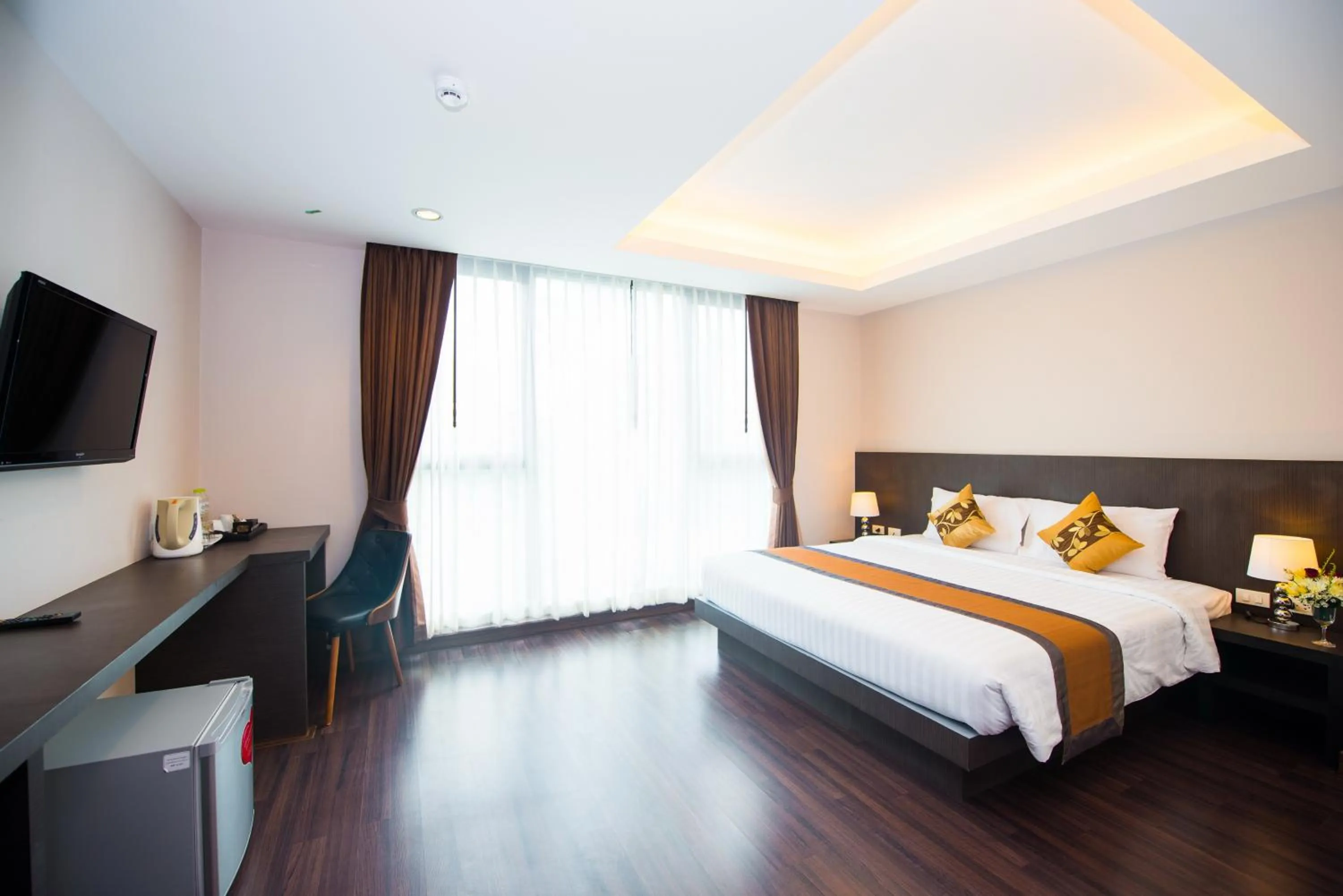 Photo of the whole room, Bed in Tetris Hotel