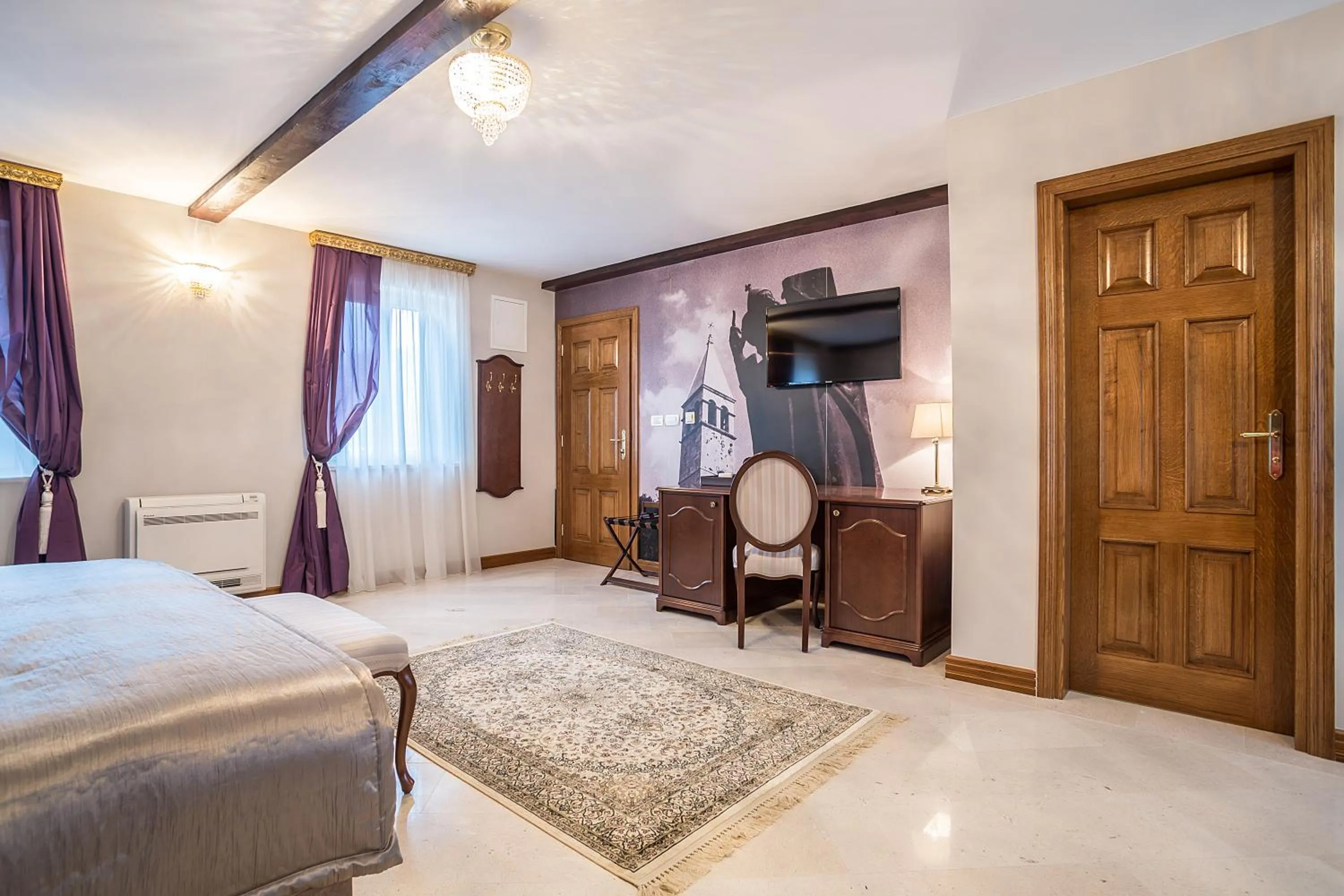 Bedroom, Bed in Splendida Palace