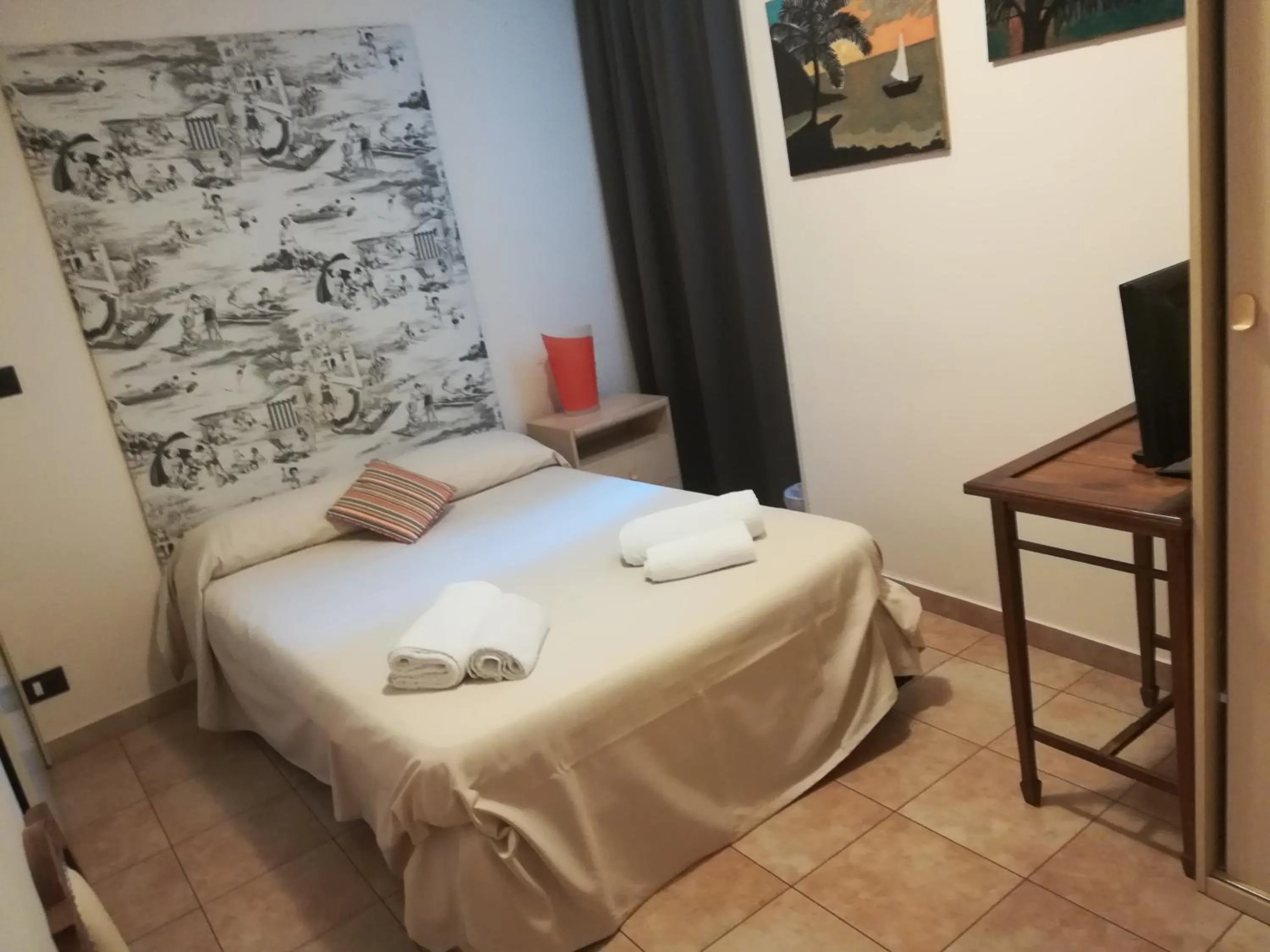 Photo of the whole room, Bed in B&B I Licutiani