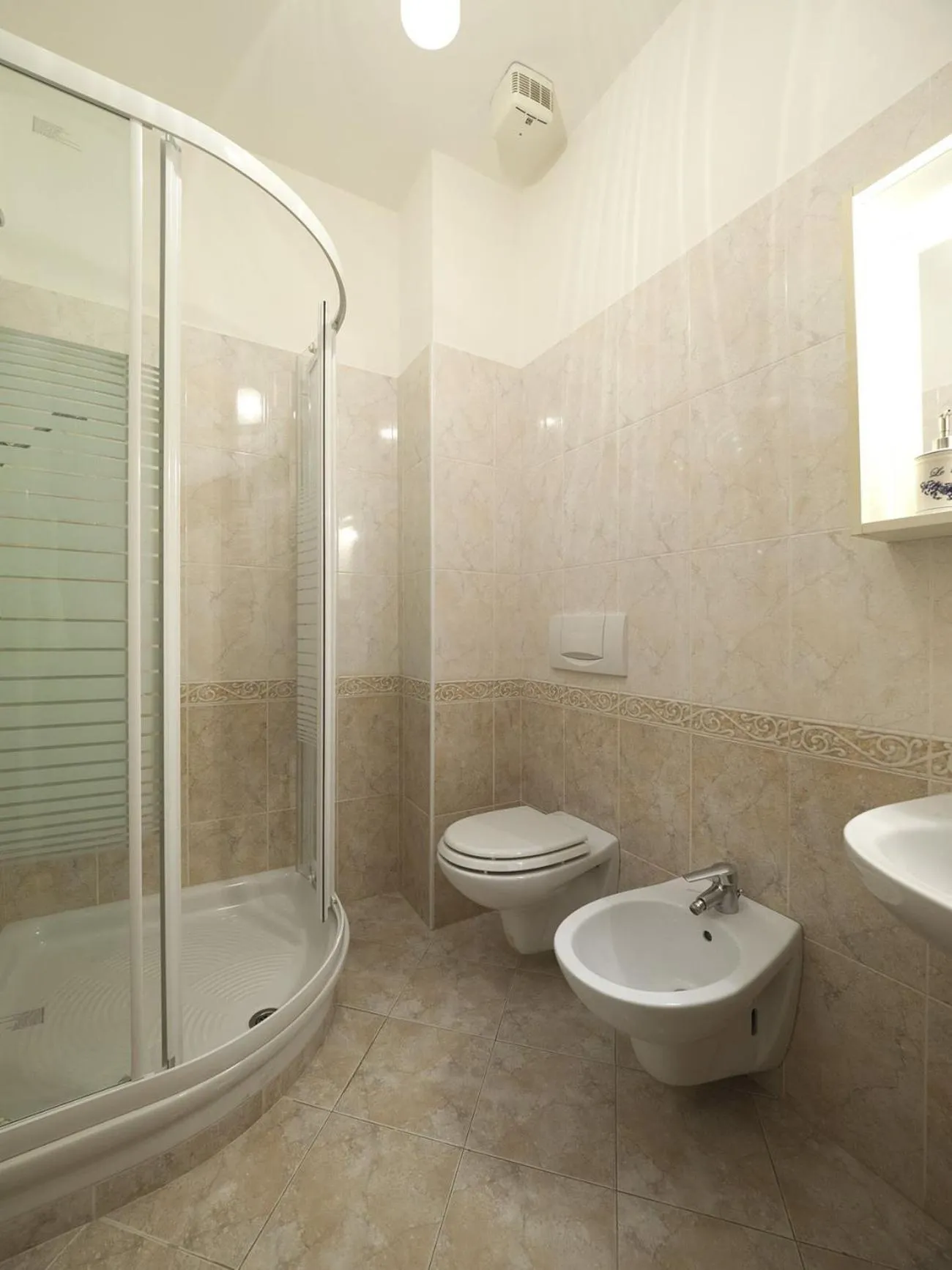 Bathroom in Cannaregio - Venice Style Apartments