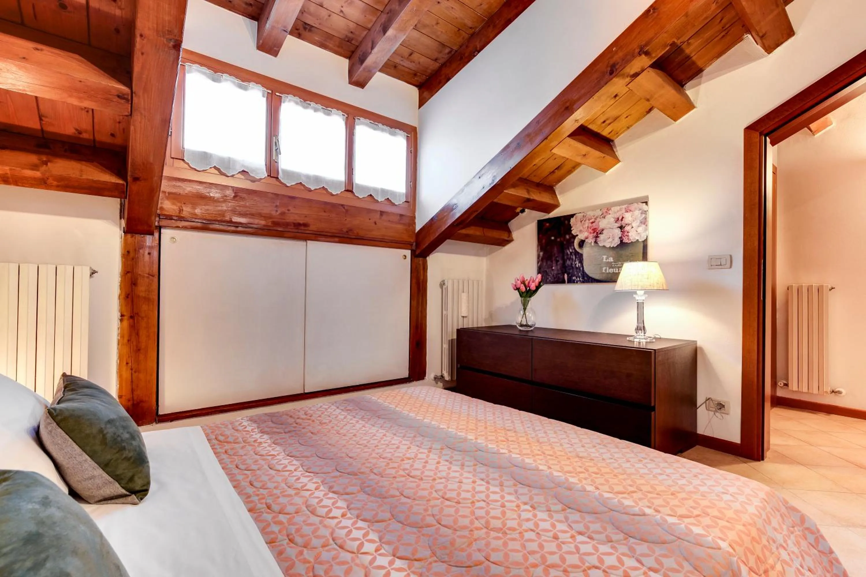 Photo of the whole room, Bed in Cannaregio - Venice Style Apartments