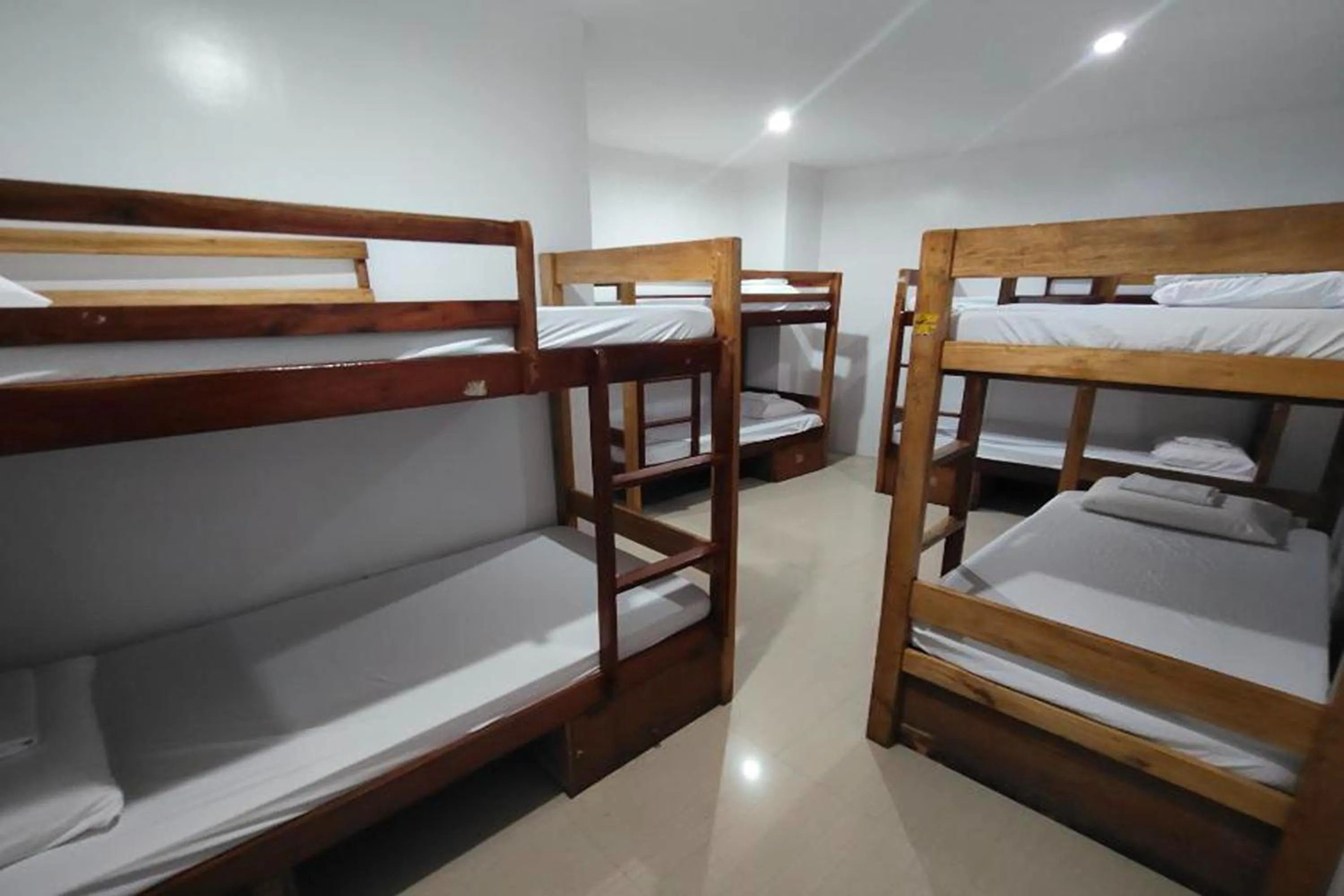 Bedroom, Bed in Boracay Backpackers