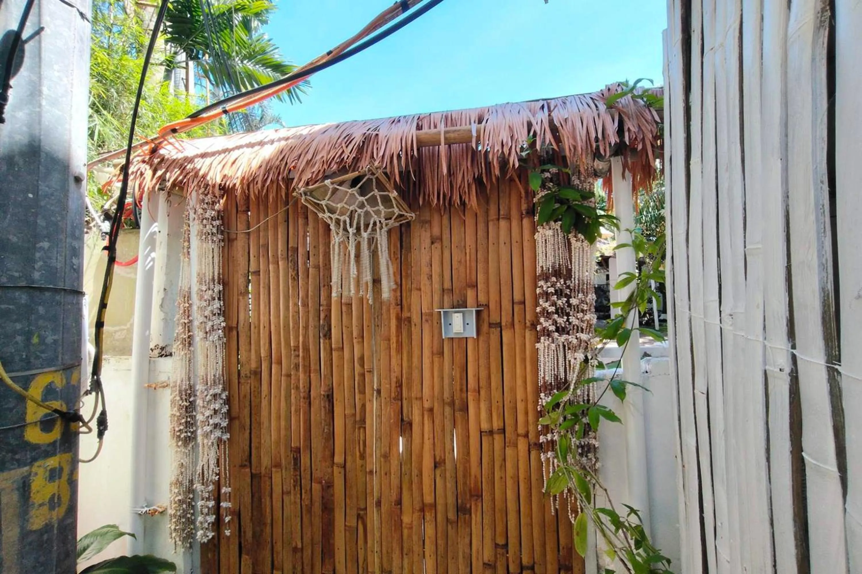 Day in Boracay Backpackers