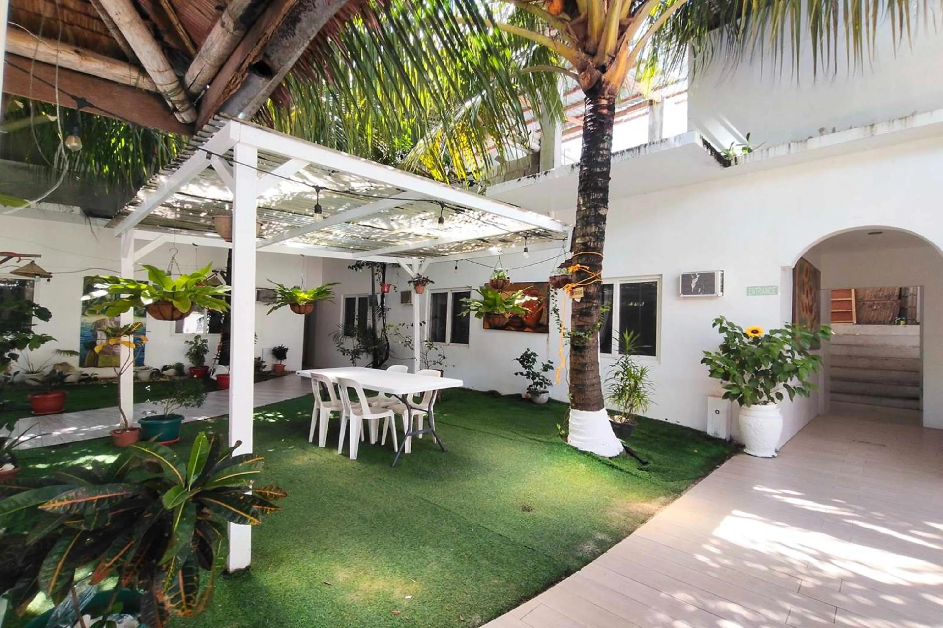 Patio in Boracay Backpackers