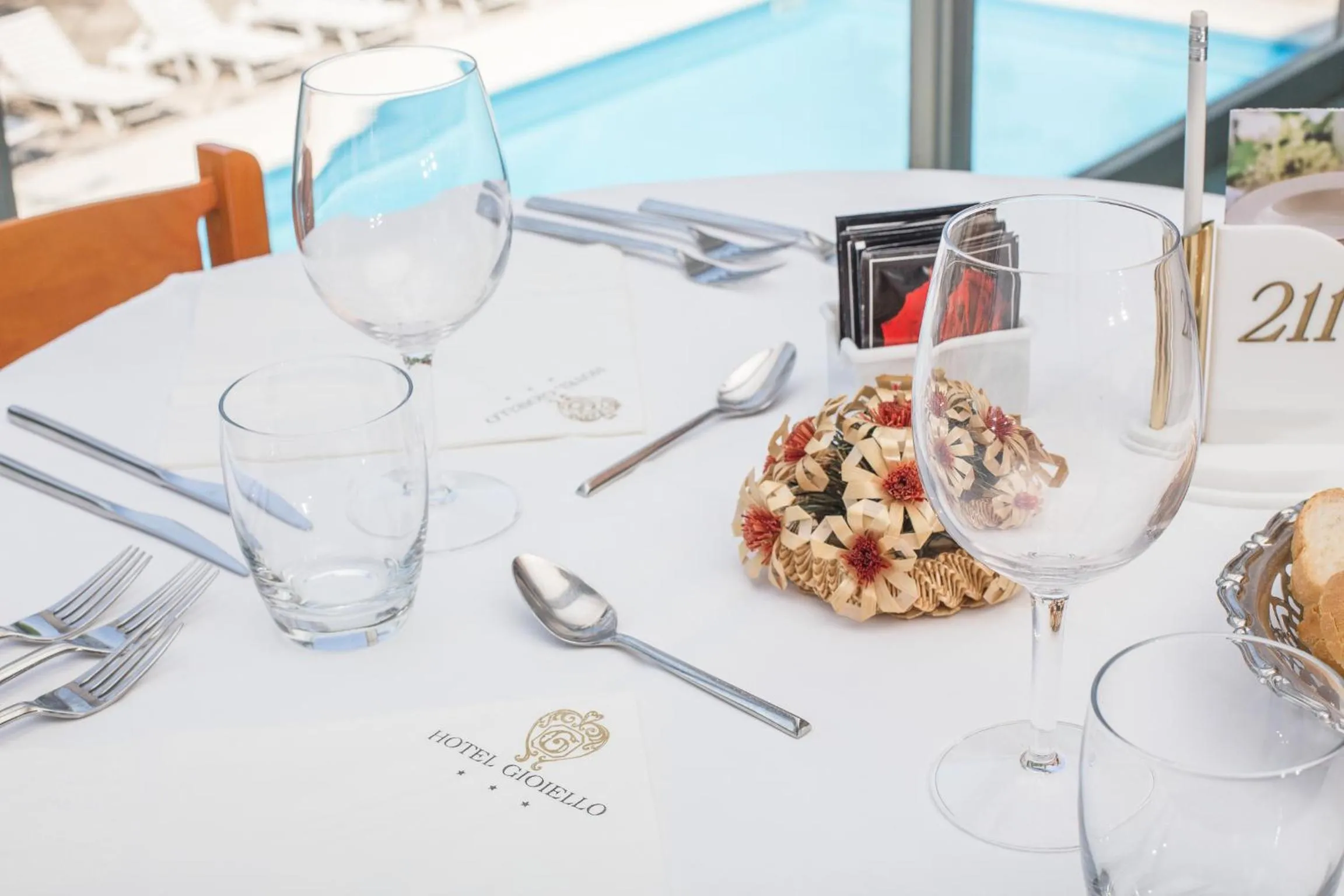 Restaurant/places to eat in Hotel Gioiello