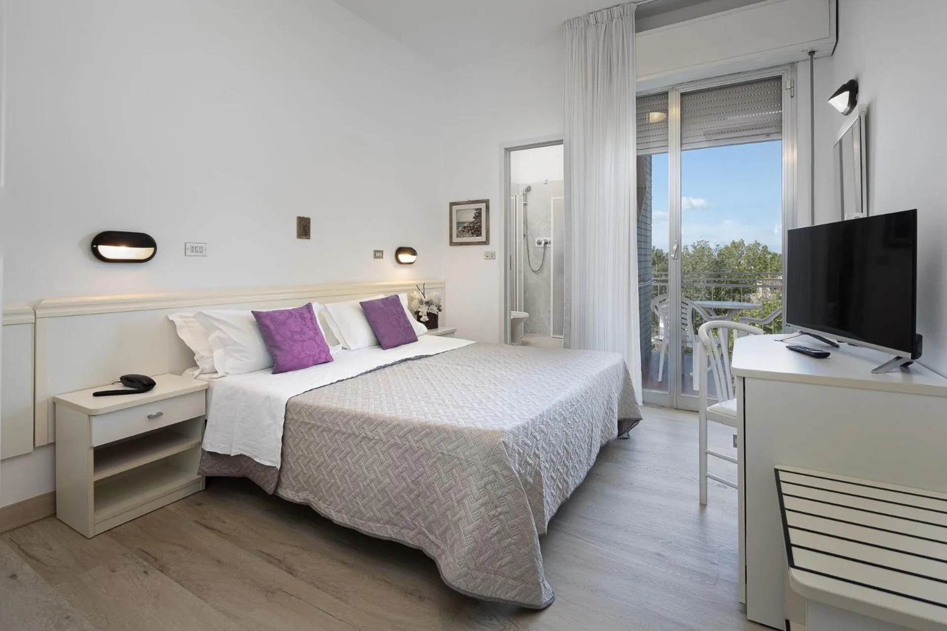 Bedroom, Bed in Hotel Gioiello