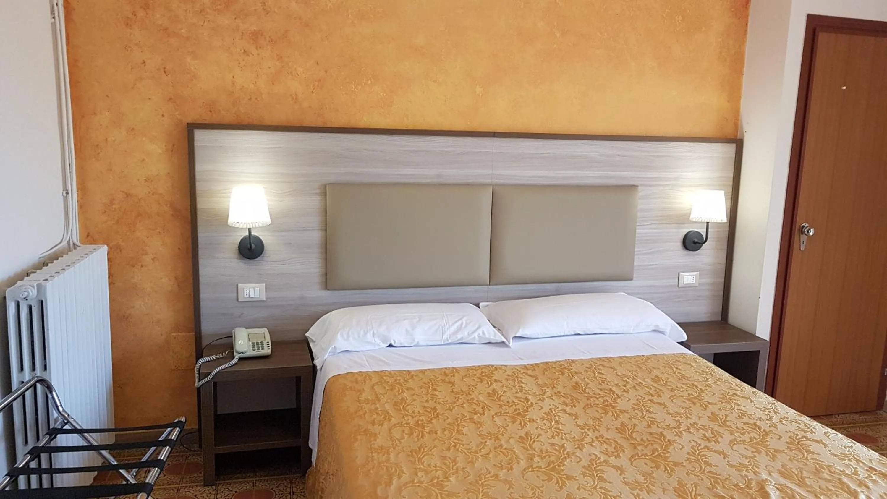 Bedroom, Bed in Aparthotel Amelia Dream View