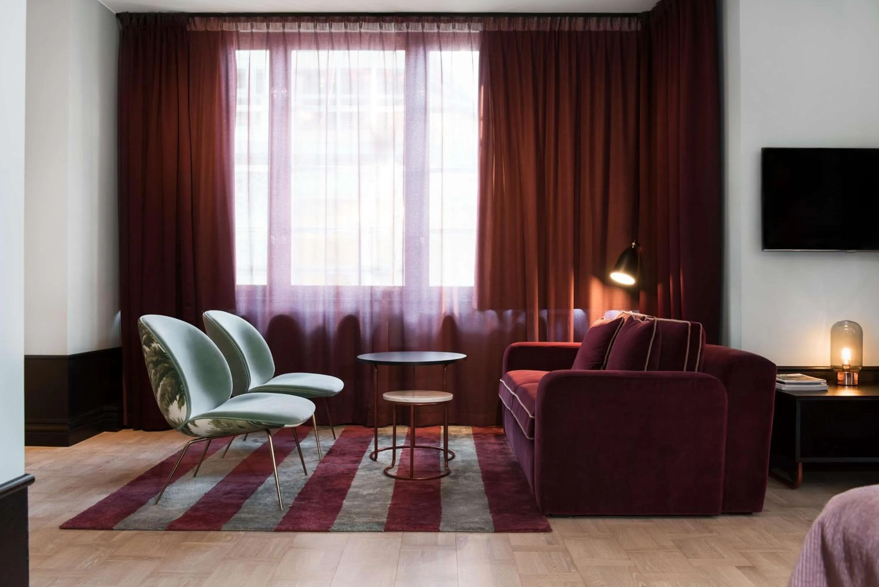 Bedroom in Haymarket by Scandic