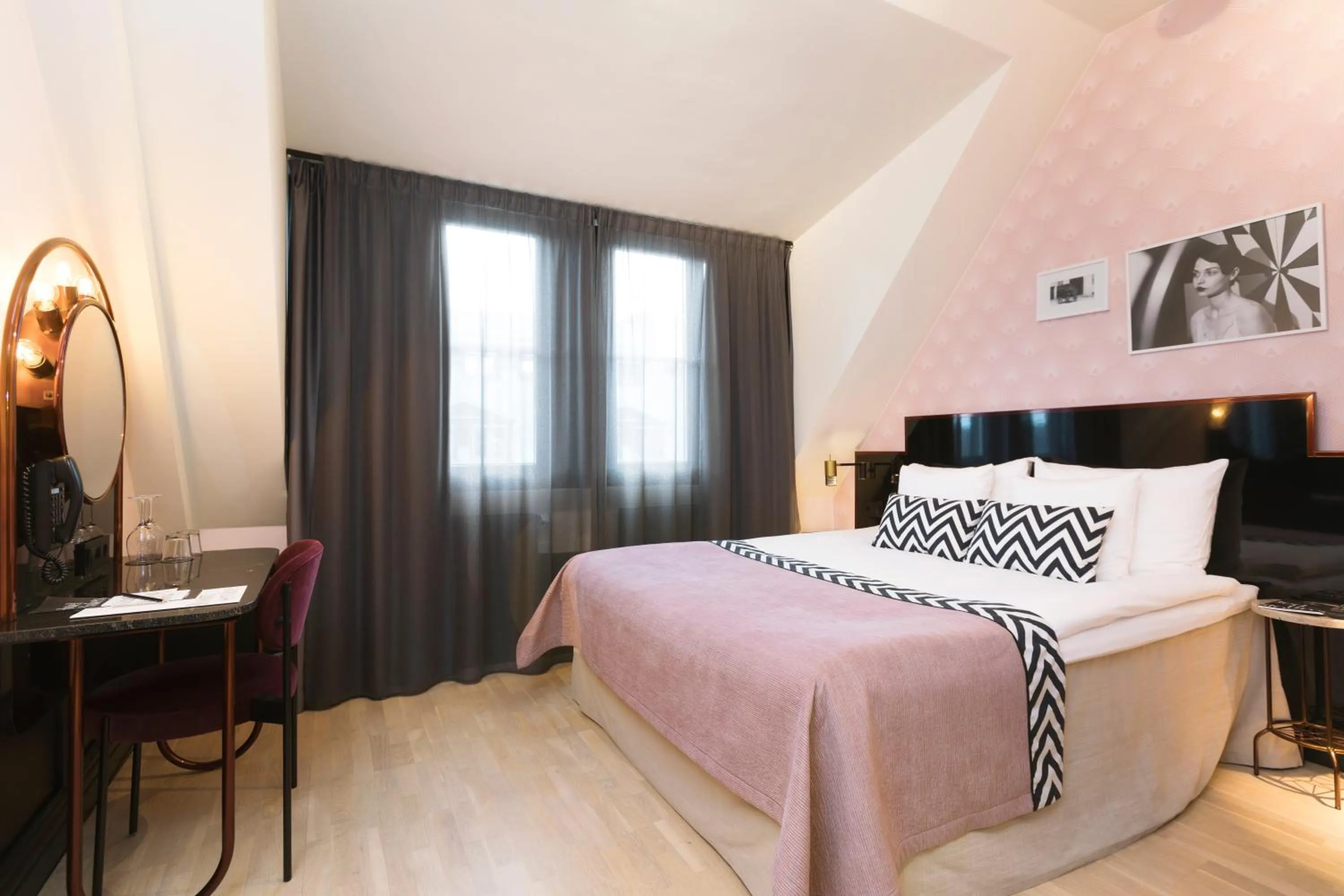 Bed in Haymarket by Scandic