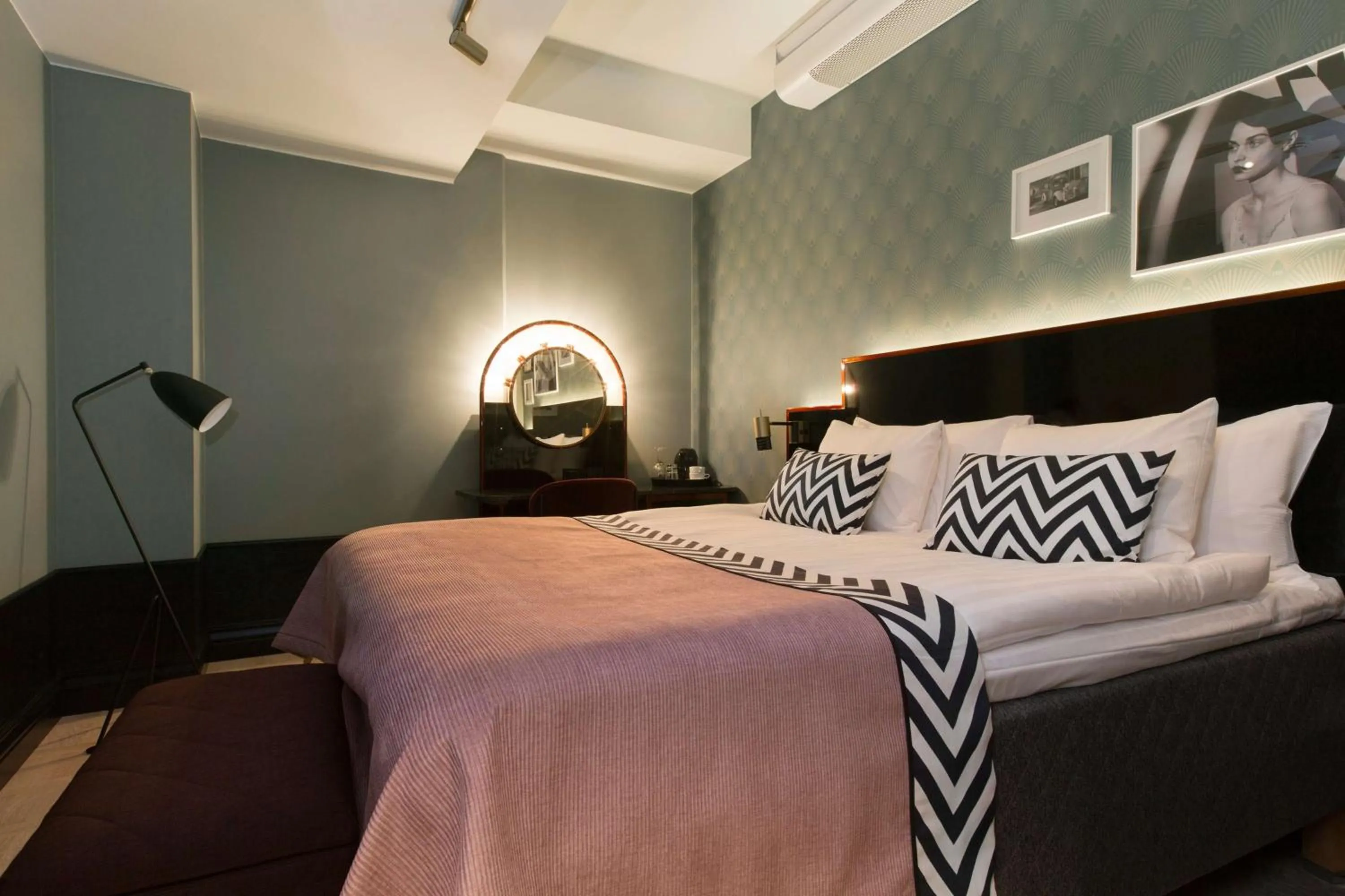 Bedroom, Bed in Haymarket by Scandic