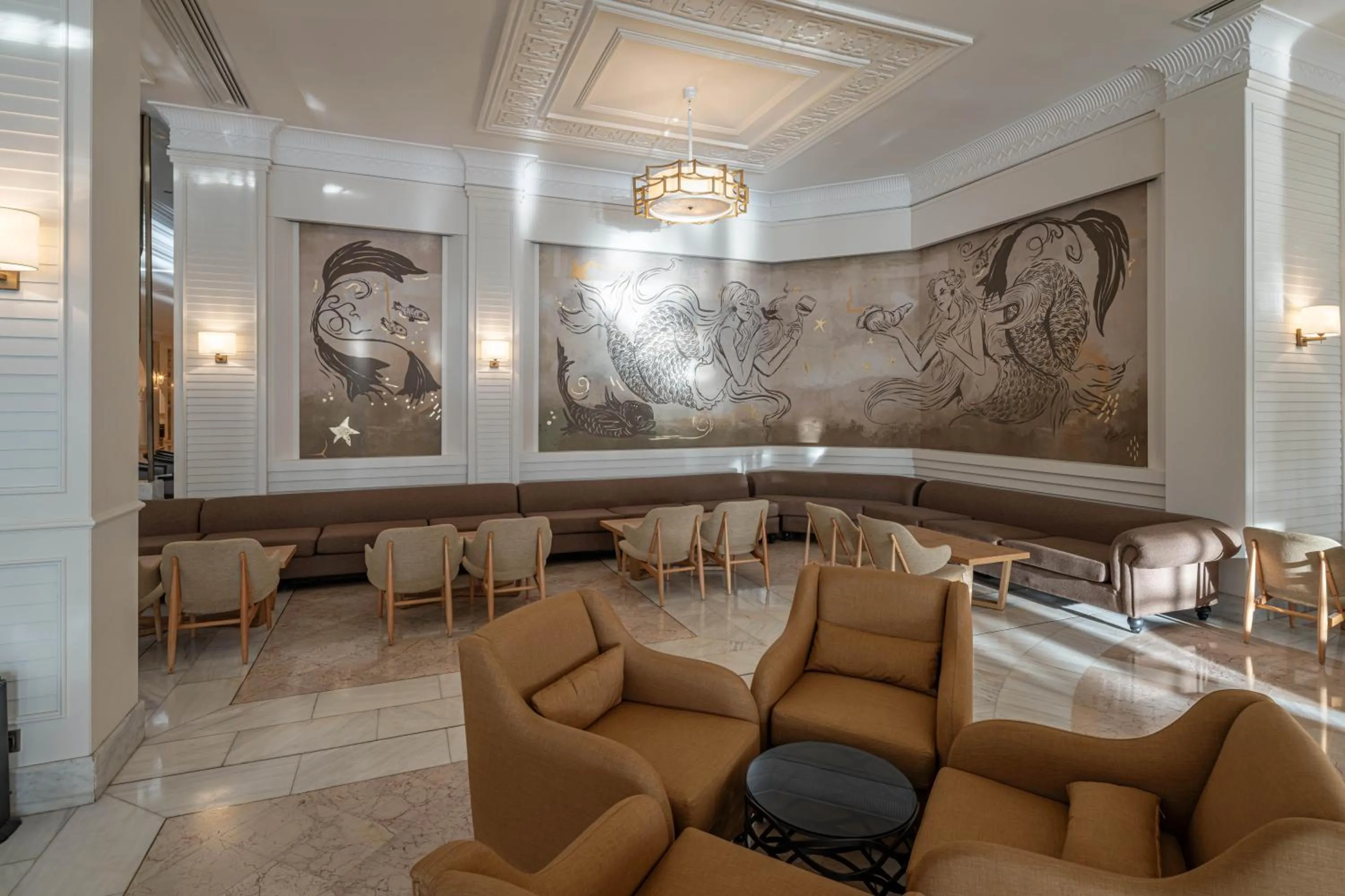 Lounge or bar in Balmy Foresta