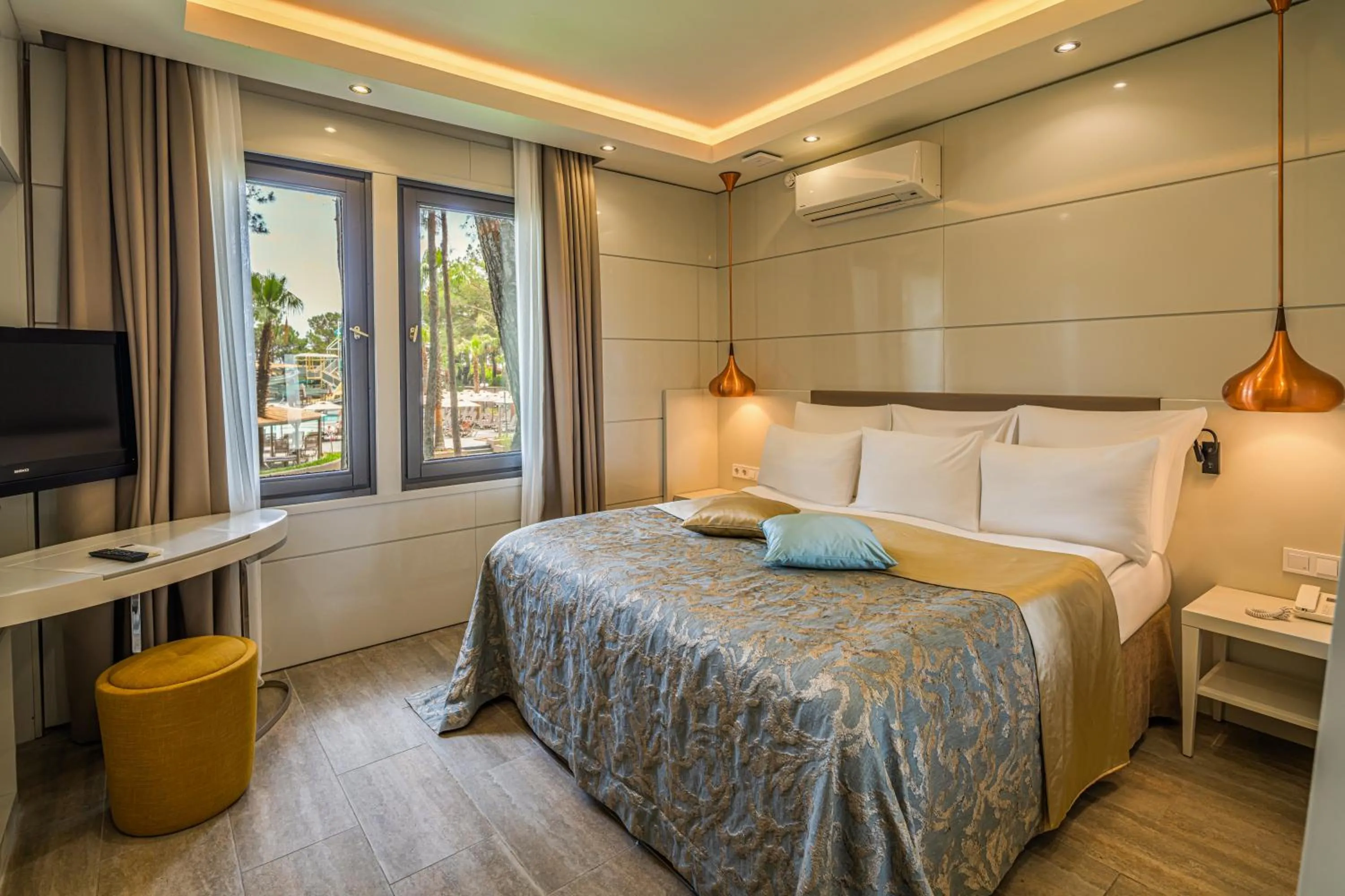 Bedroom, Bed in Balmy Foresta