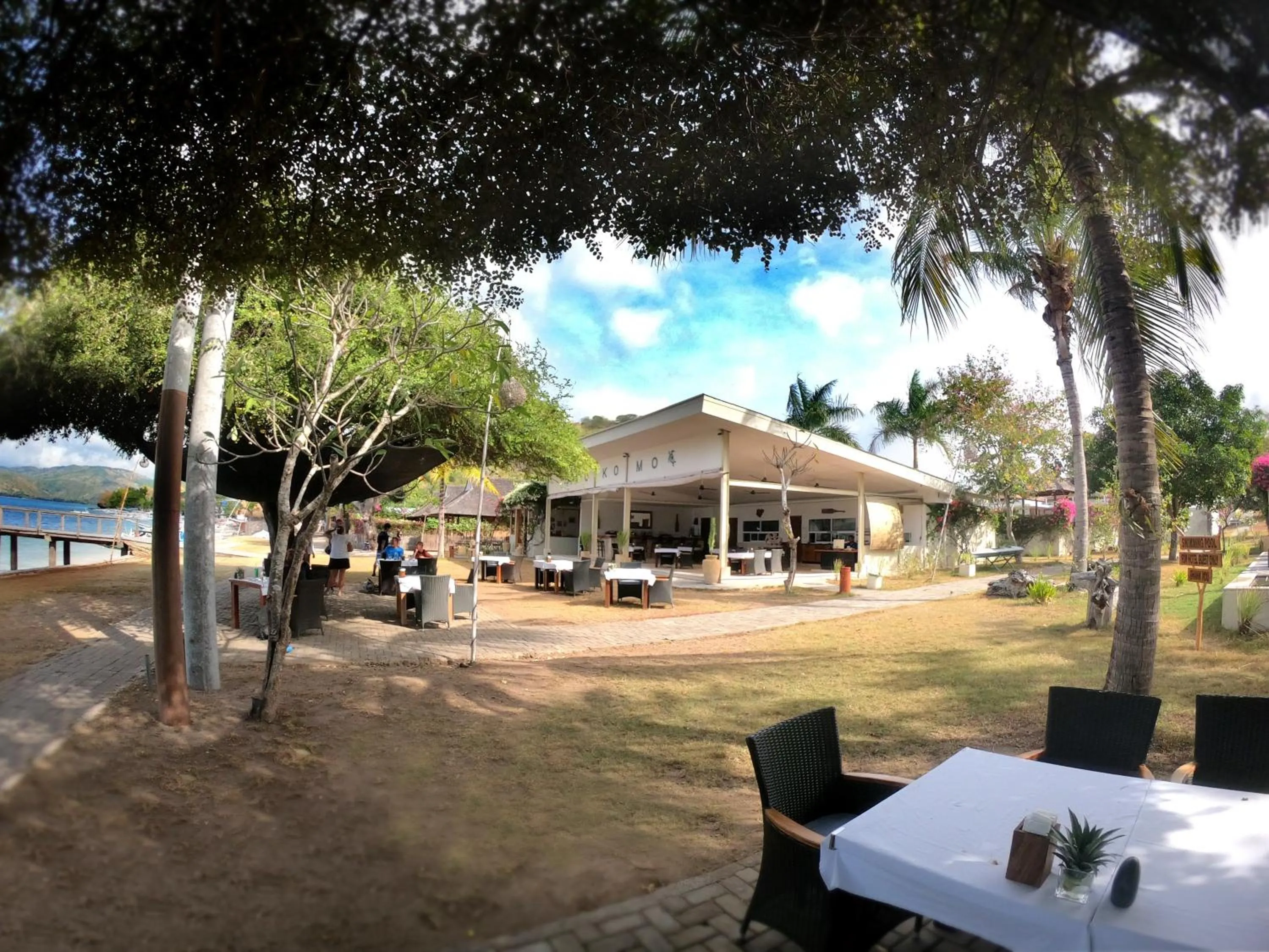 Restaurant/places to eat in Kokomo Resort Gili Gede