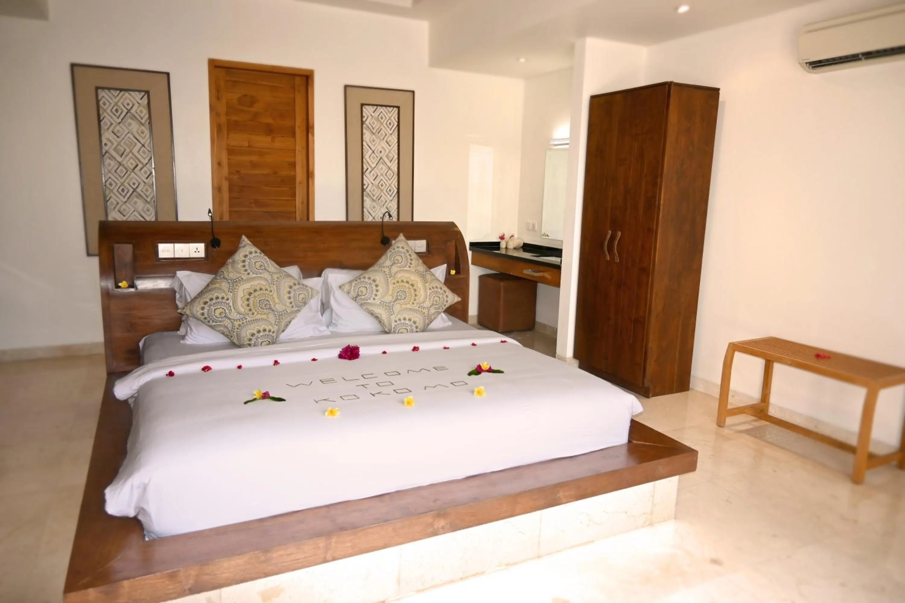 Bedroom, Bed in Kokomo Resort Gili Gede