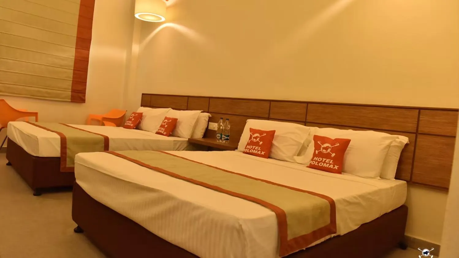 Bedroom, Bed in Max Hotels Jabalpur