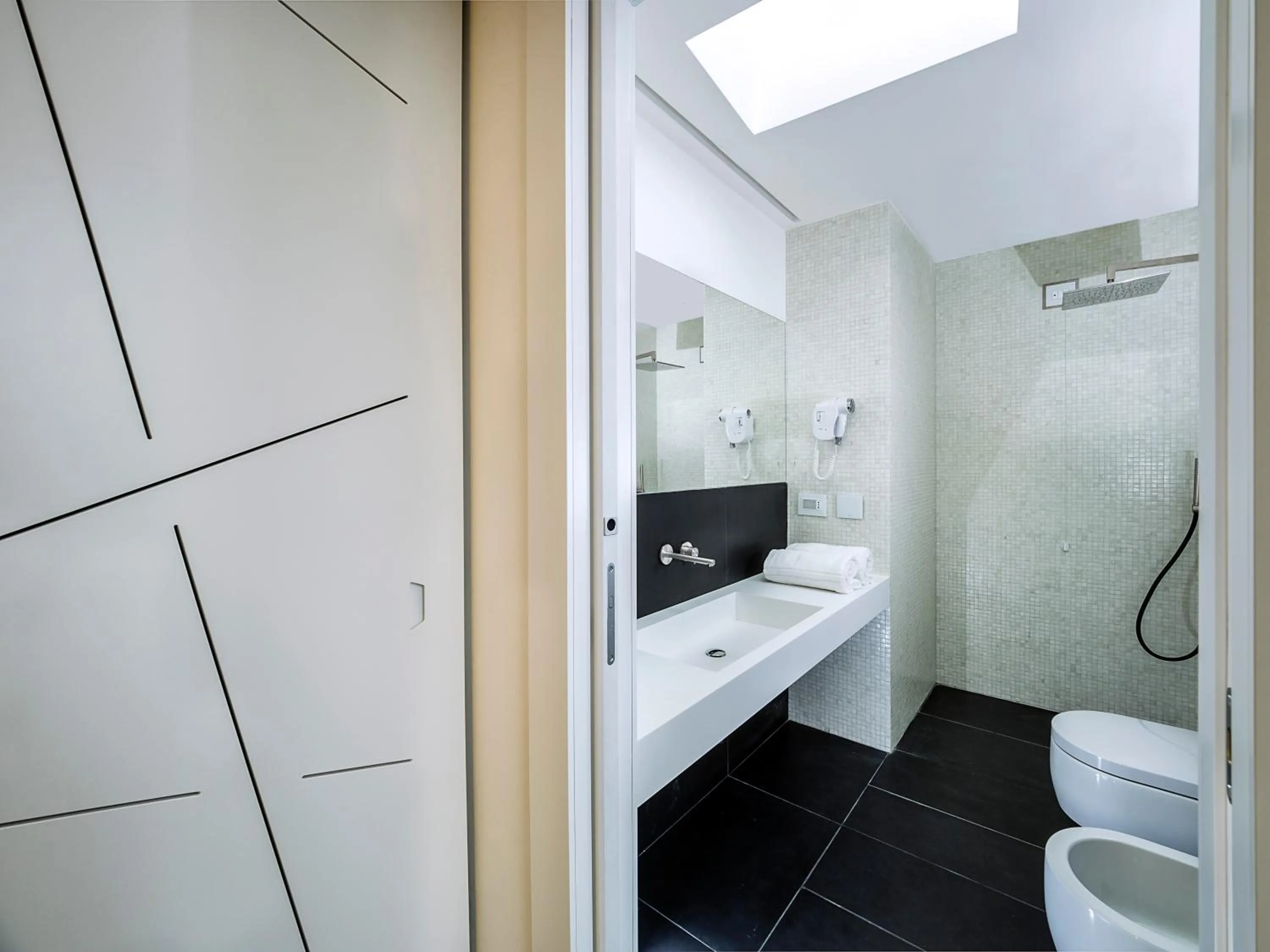 Bathroom in Duomo Suites & Spa