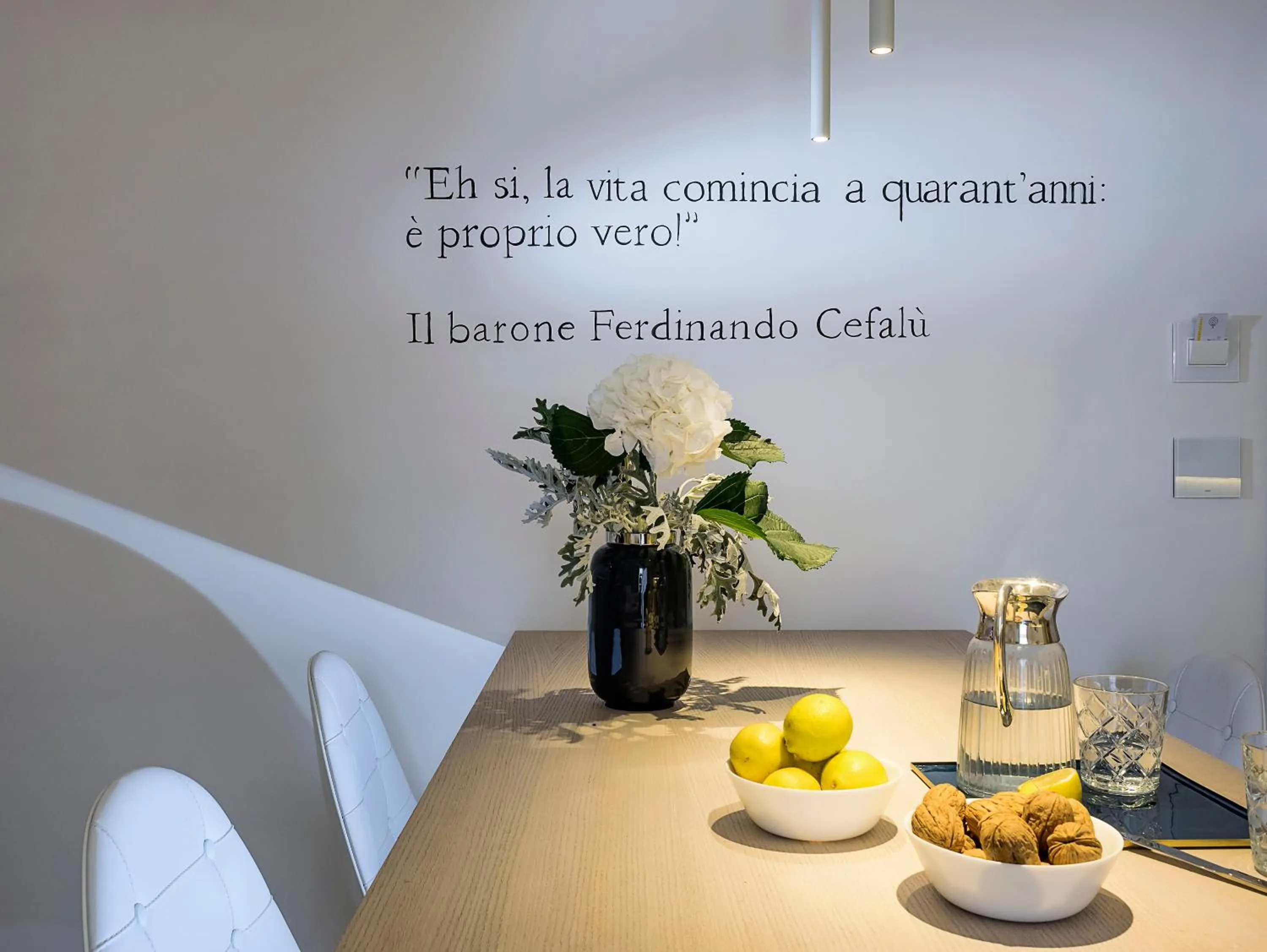 Decorative detail in Duomo Suites & Spa