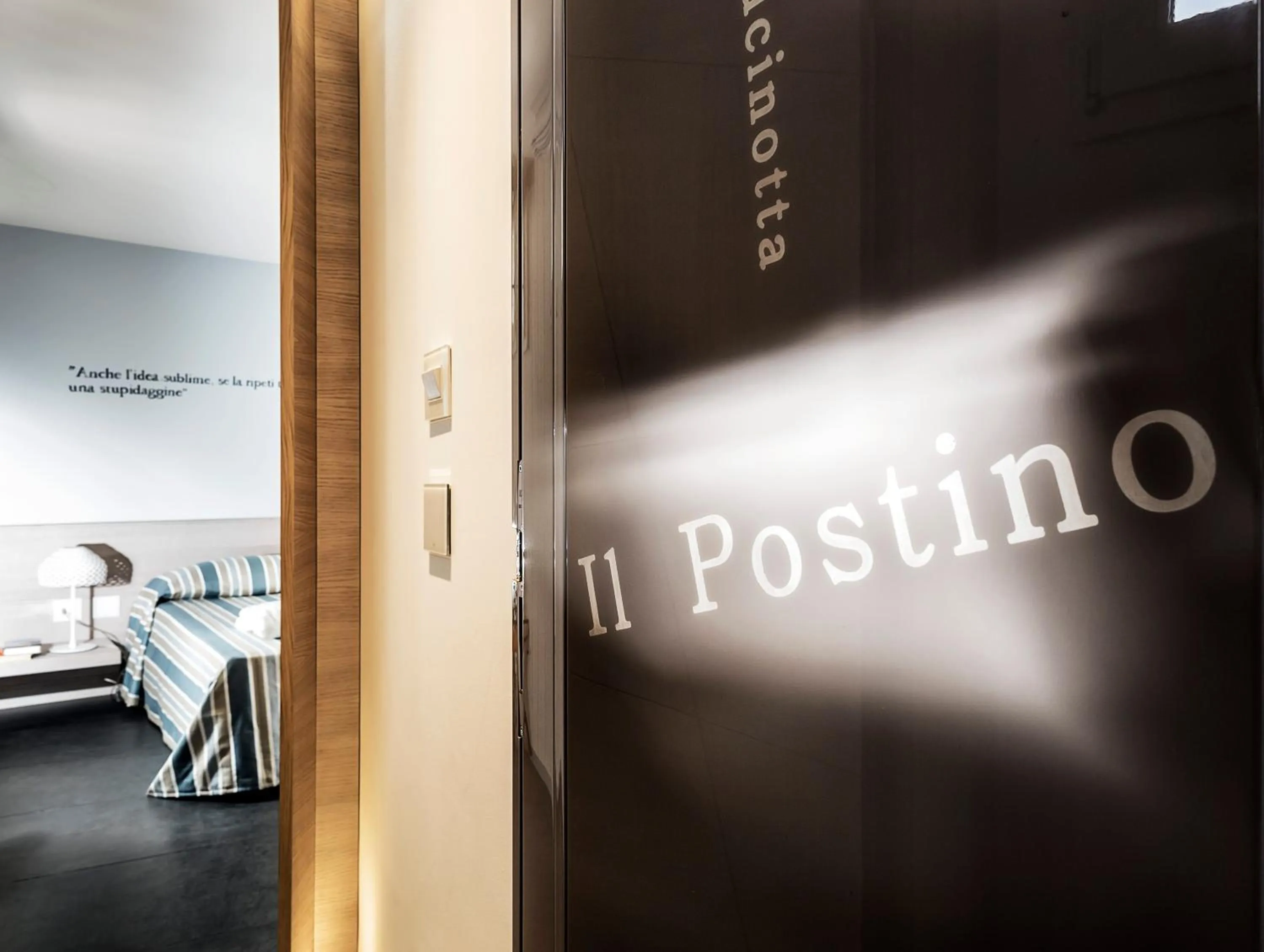 Decorative detail in Duomo Suites & Spa