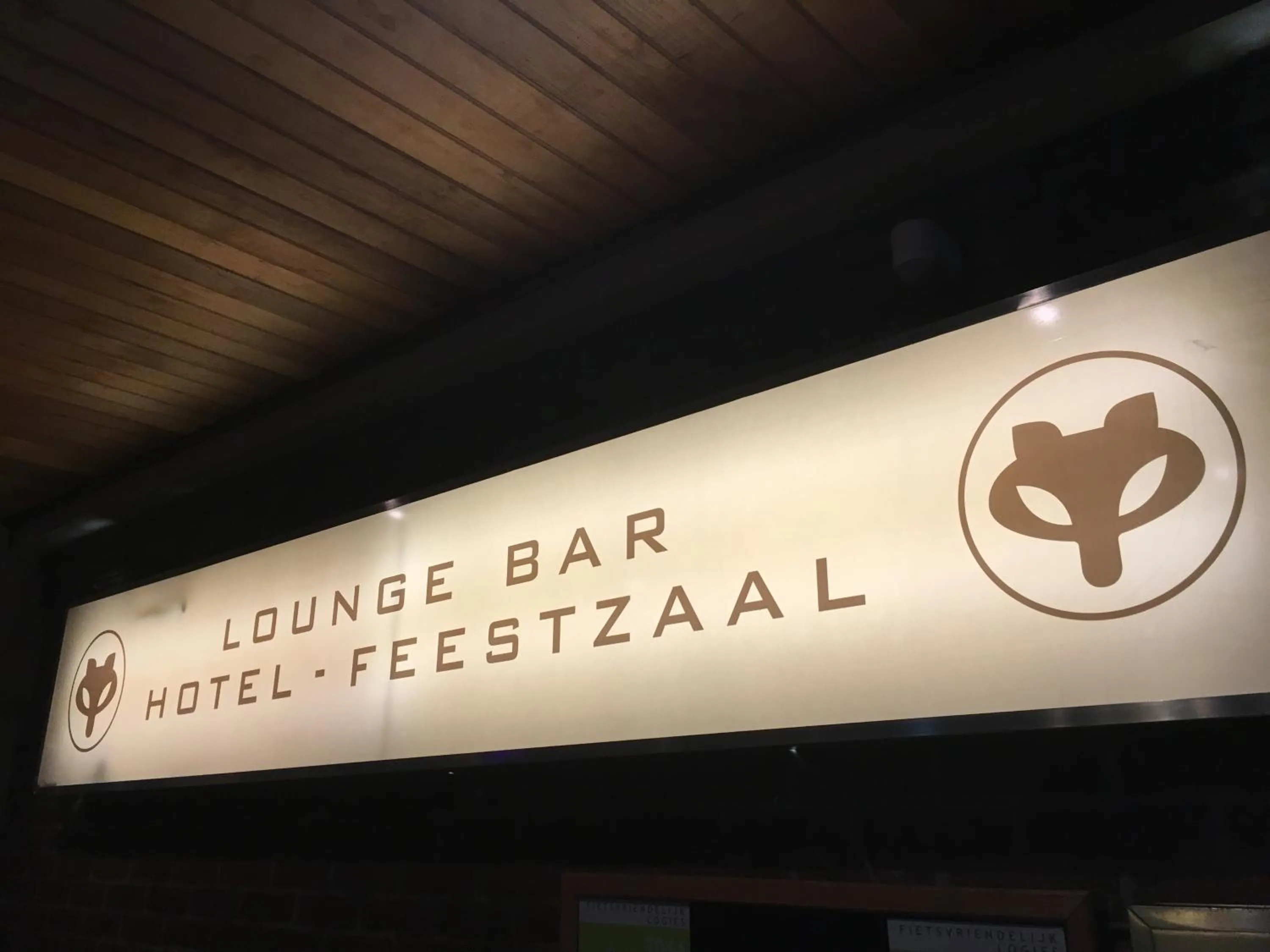 Property logo or sign in Hotel The New Fox