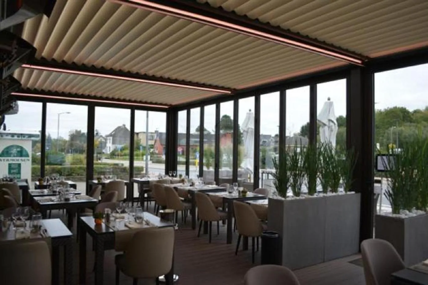 Restaurant/places to eat in Hotel The New Fox