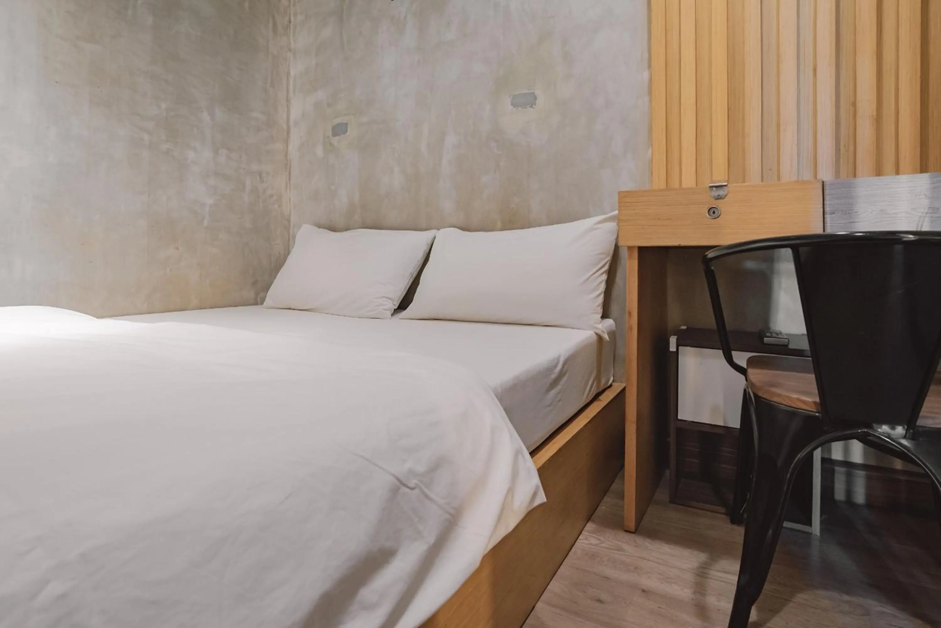 Photo of the whole room, Bed in Cazz Hostel