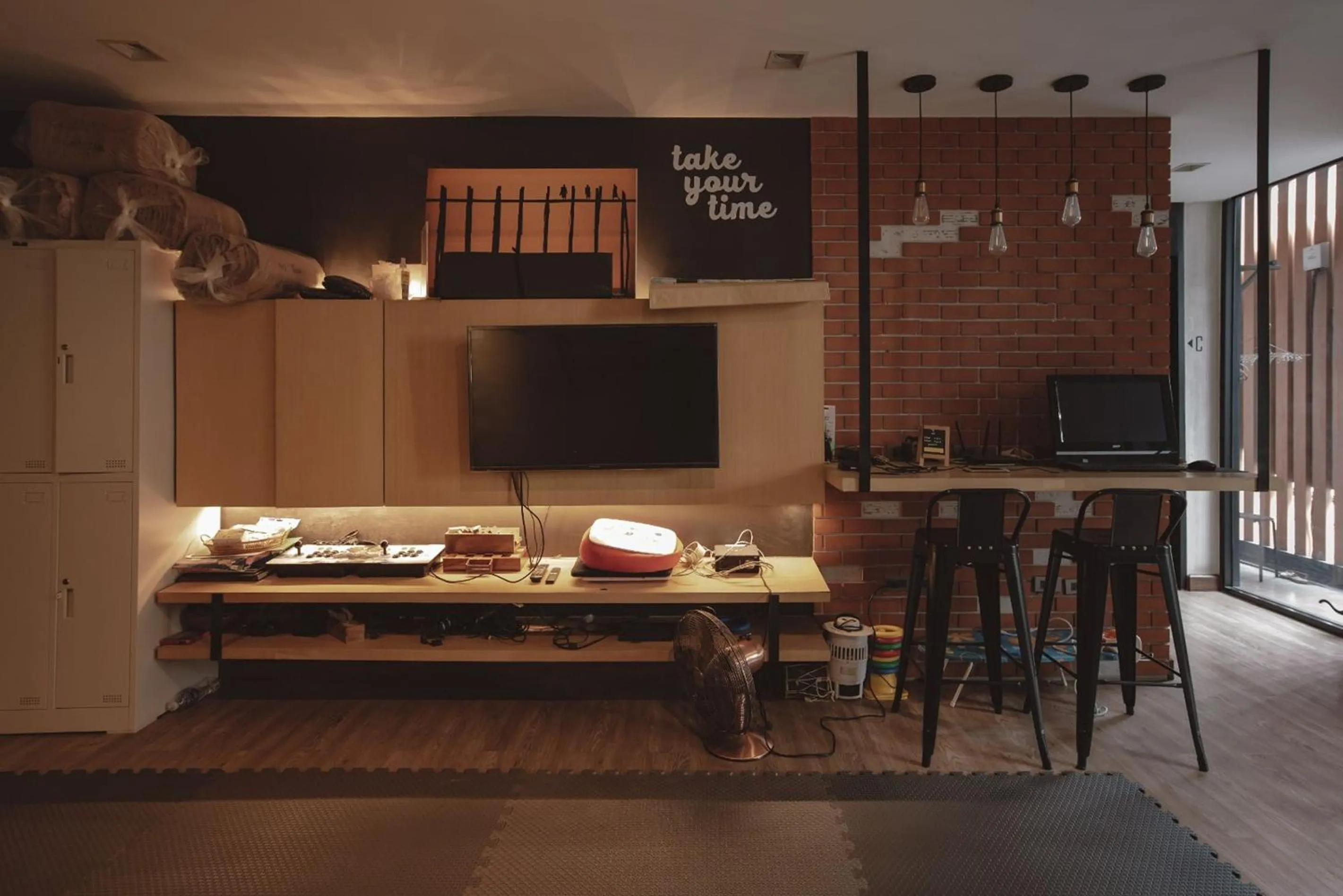 Dining area in Cazz Hostel