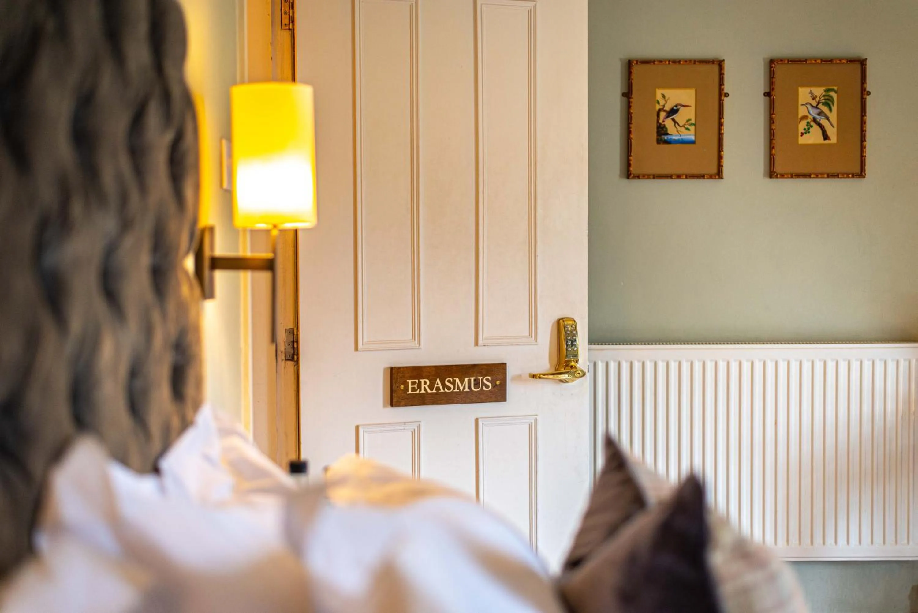 Bed in Crown & Punchbowl