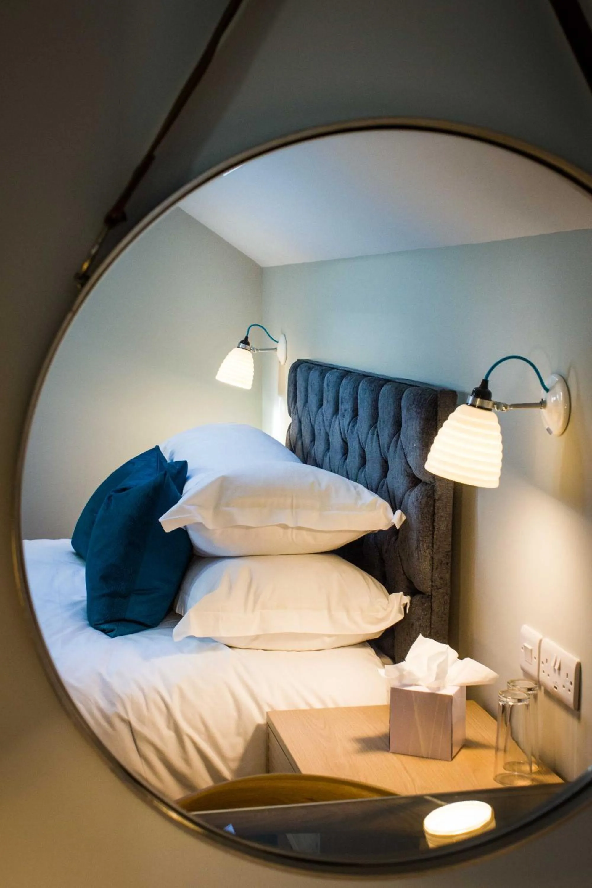 Bed in Crown & Punchbowl