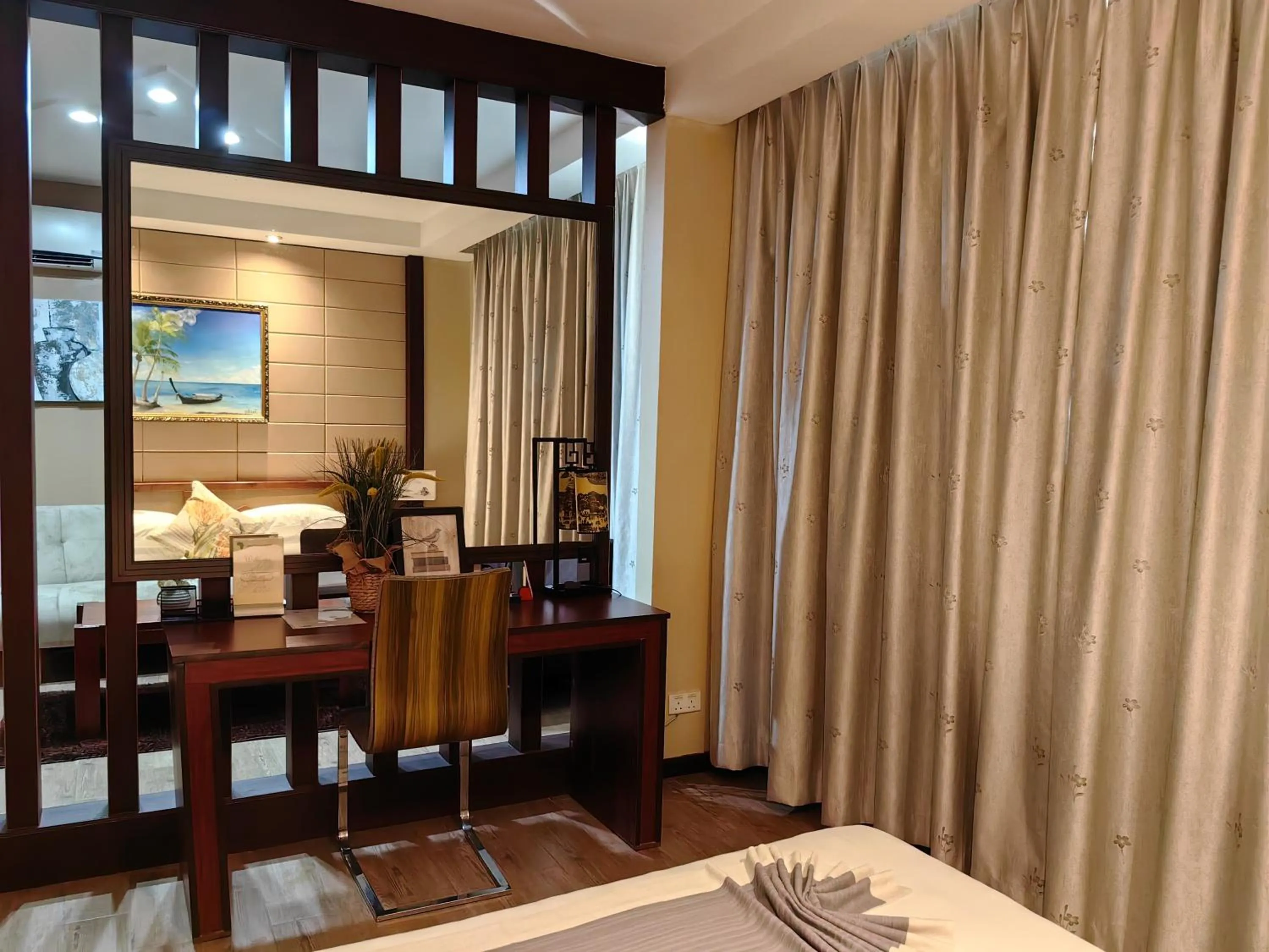 Bed in Great Wall Hotel