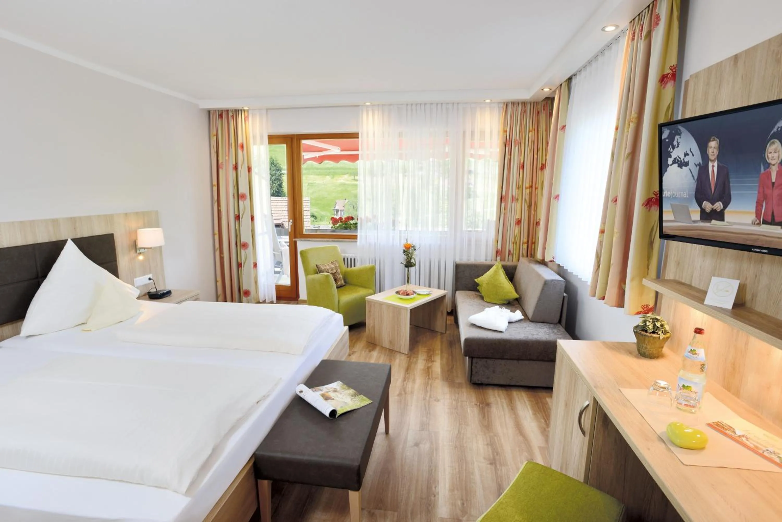 Property building, Bed in Hotel Waldlust