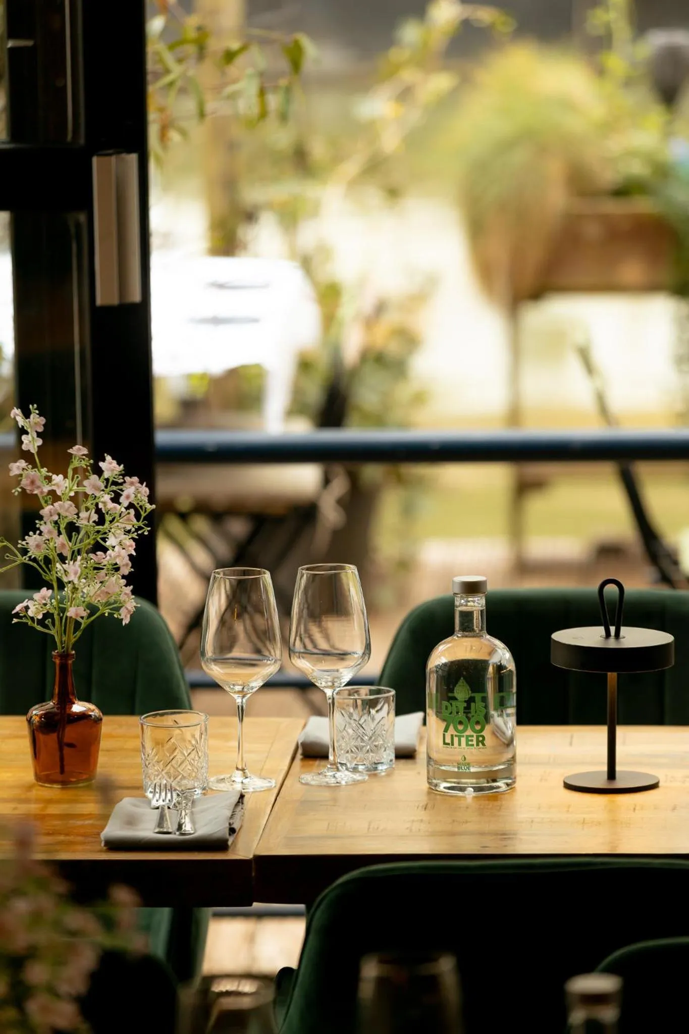 Restaurant/places to eat in FLOATS by H2OTEL Rotterdam