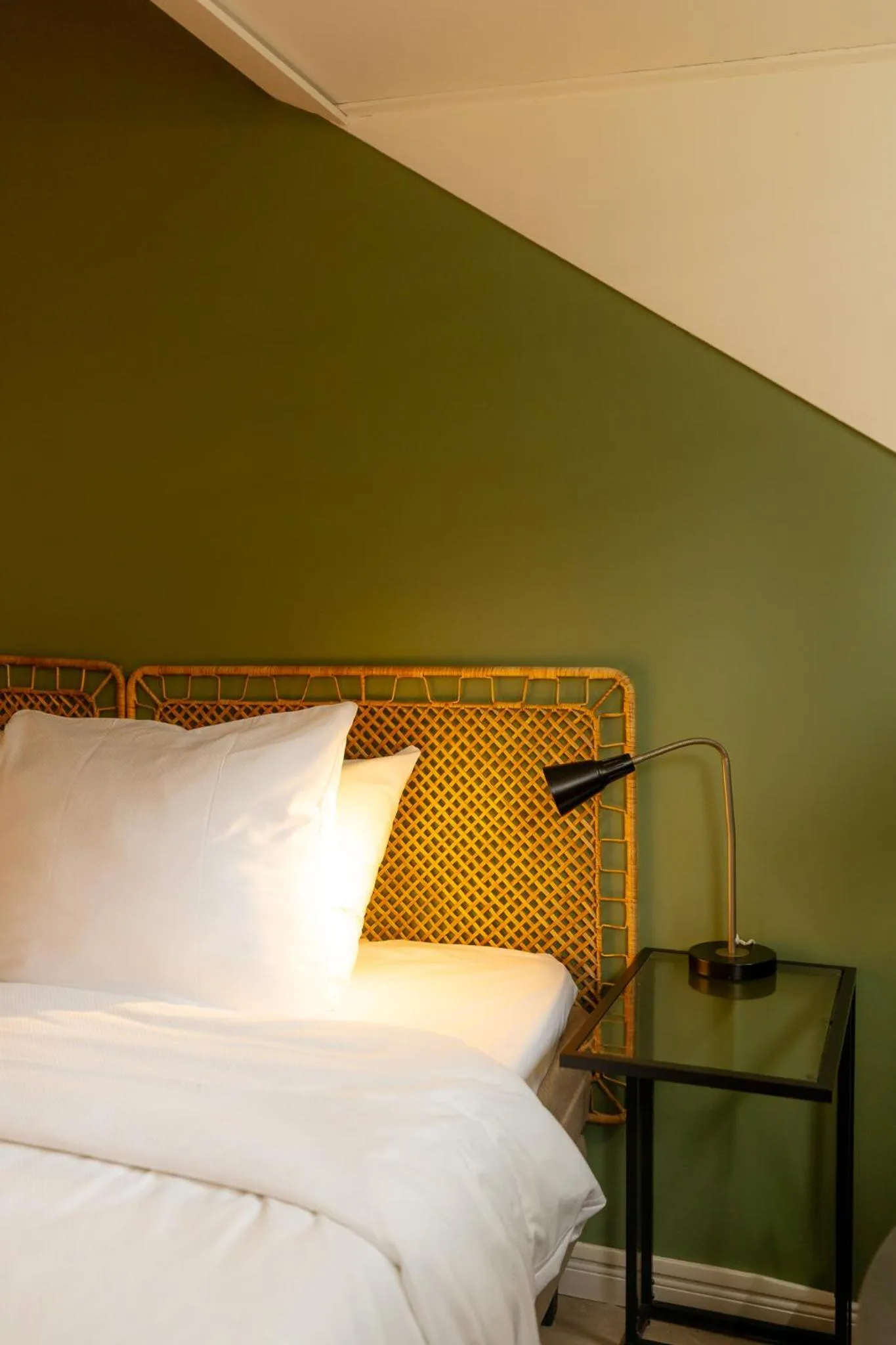 Bed in FLOATS by H2OTEL Rotterdam