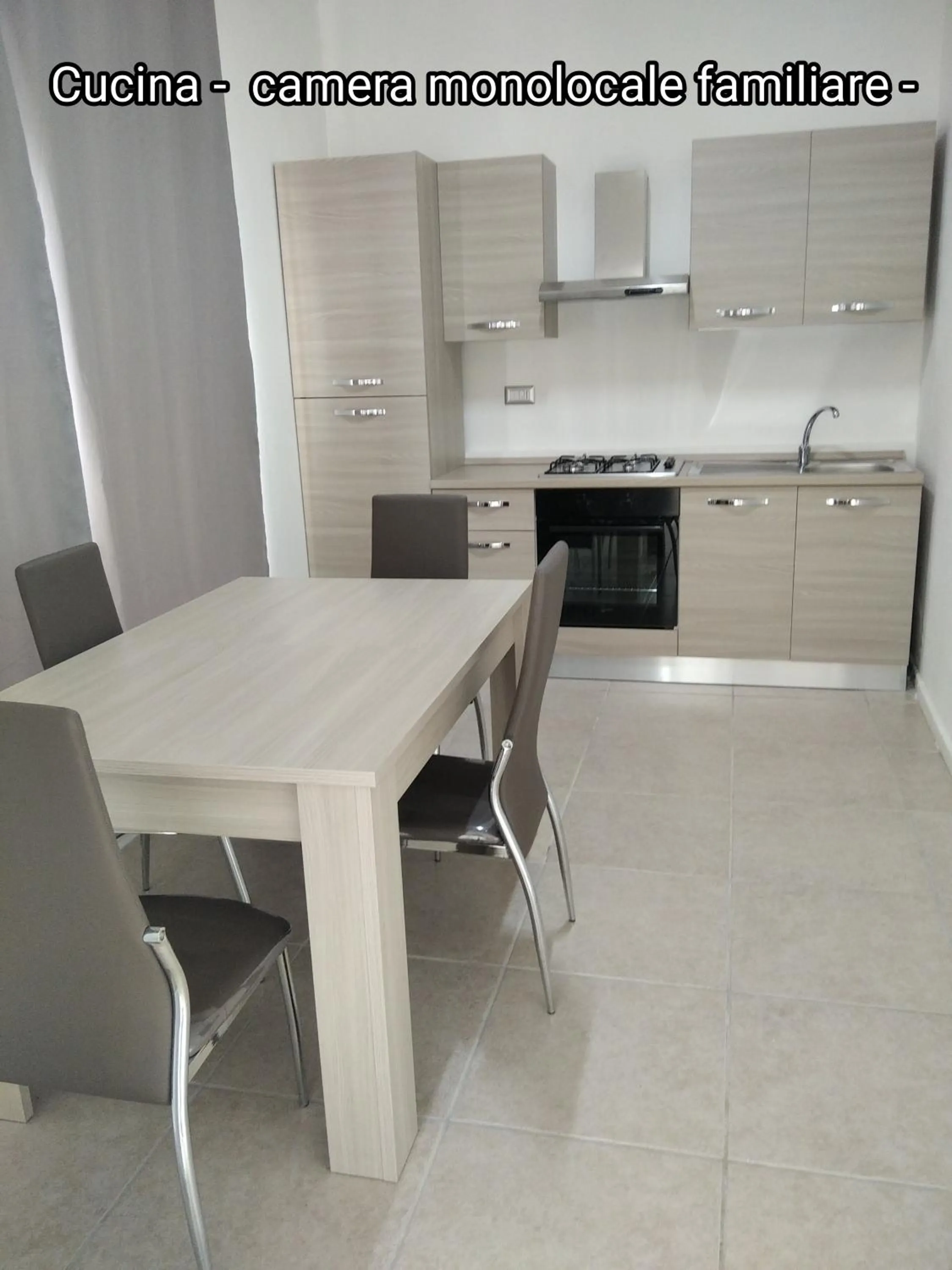 Kitchen or kitchenette in B&B Da Luca