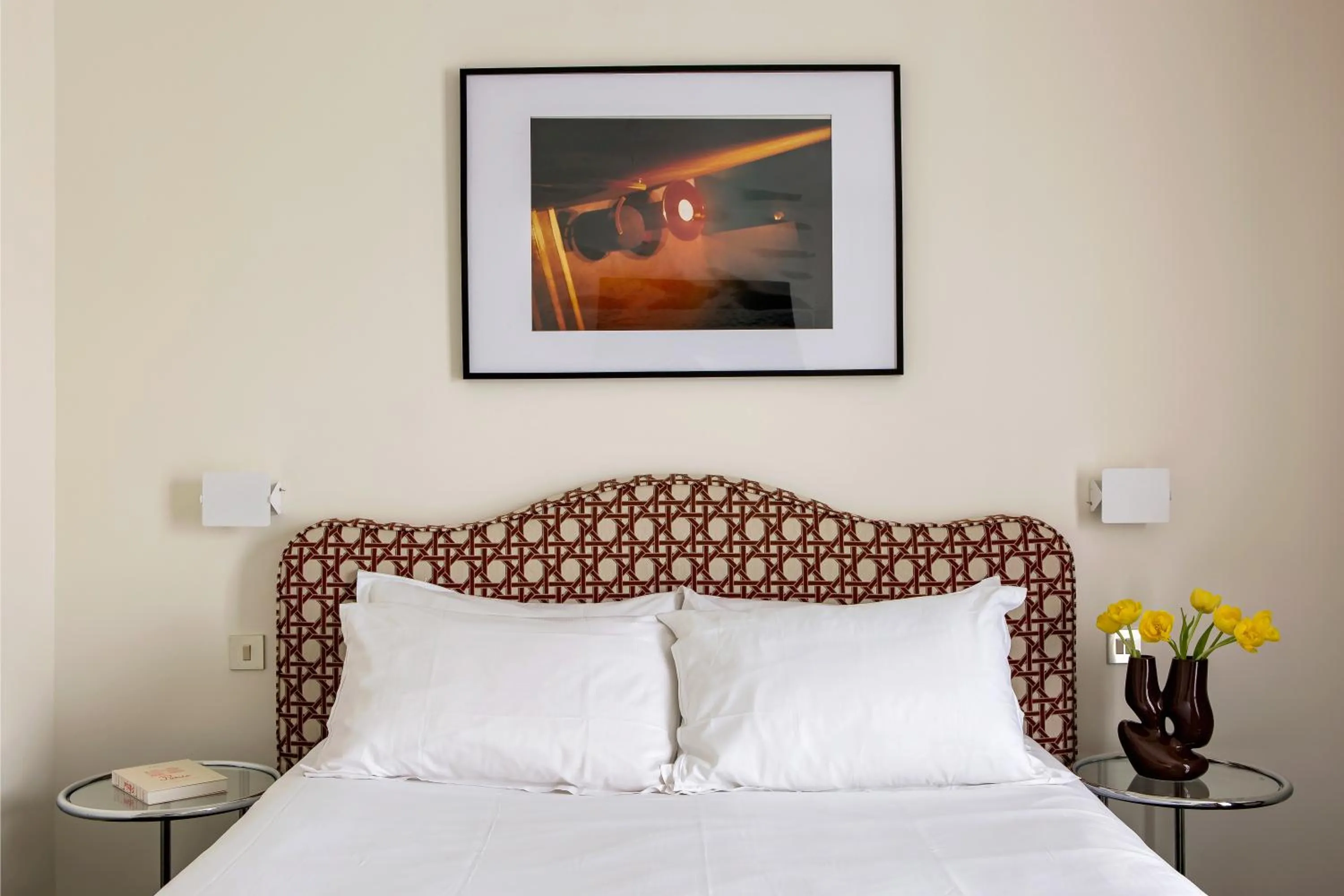 Photo of the whole room, Bed in Hôtel Dalila