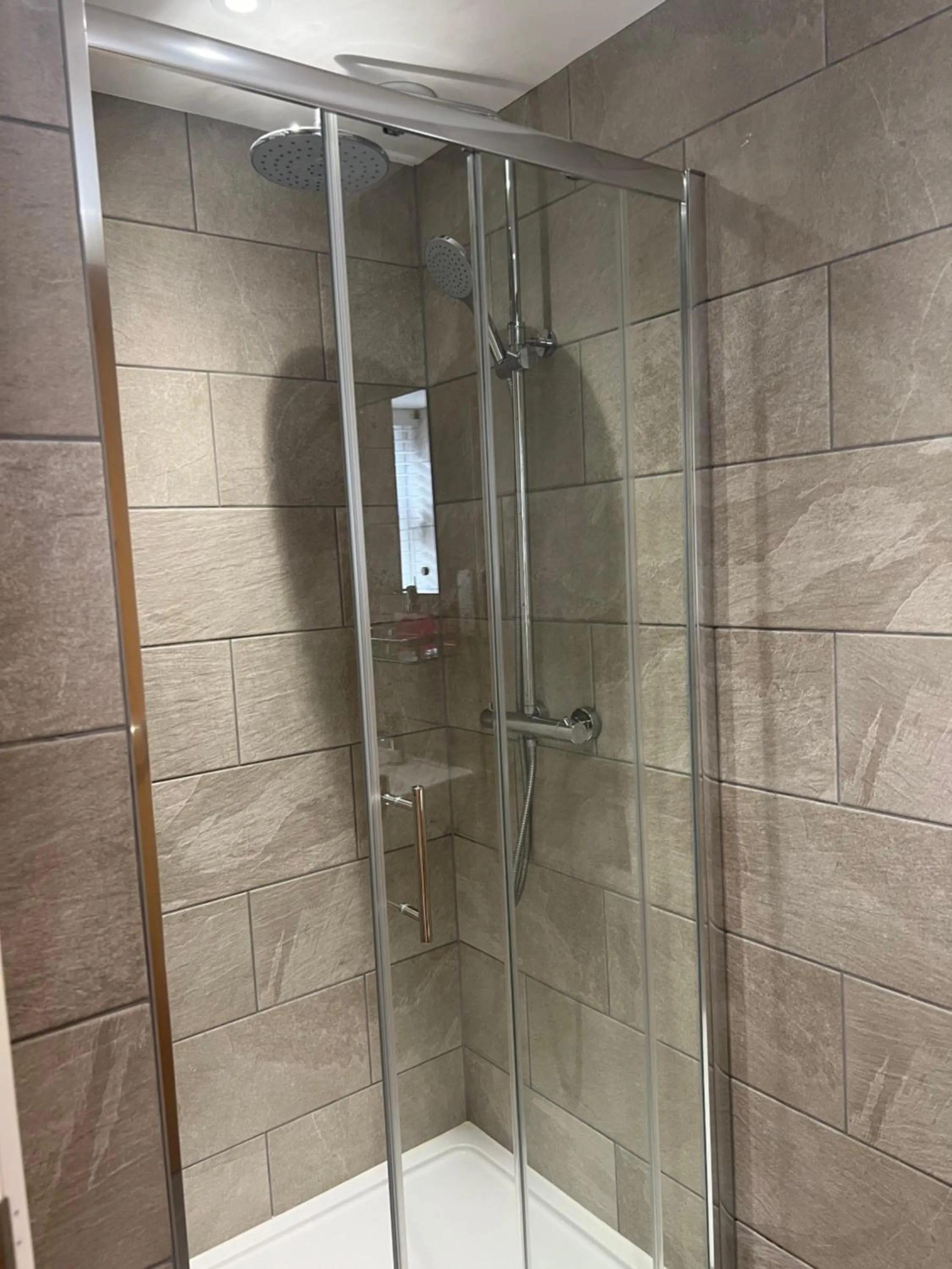 Property building in Priory Tearooms Burford with Rooms