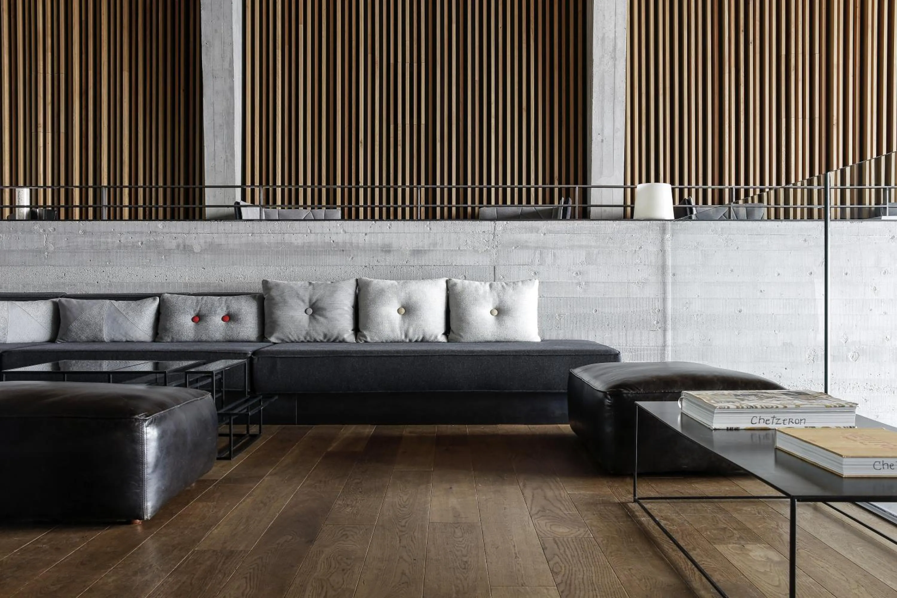 Lobby or reception in chetzeron