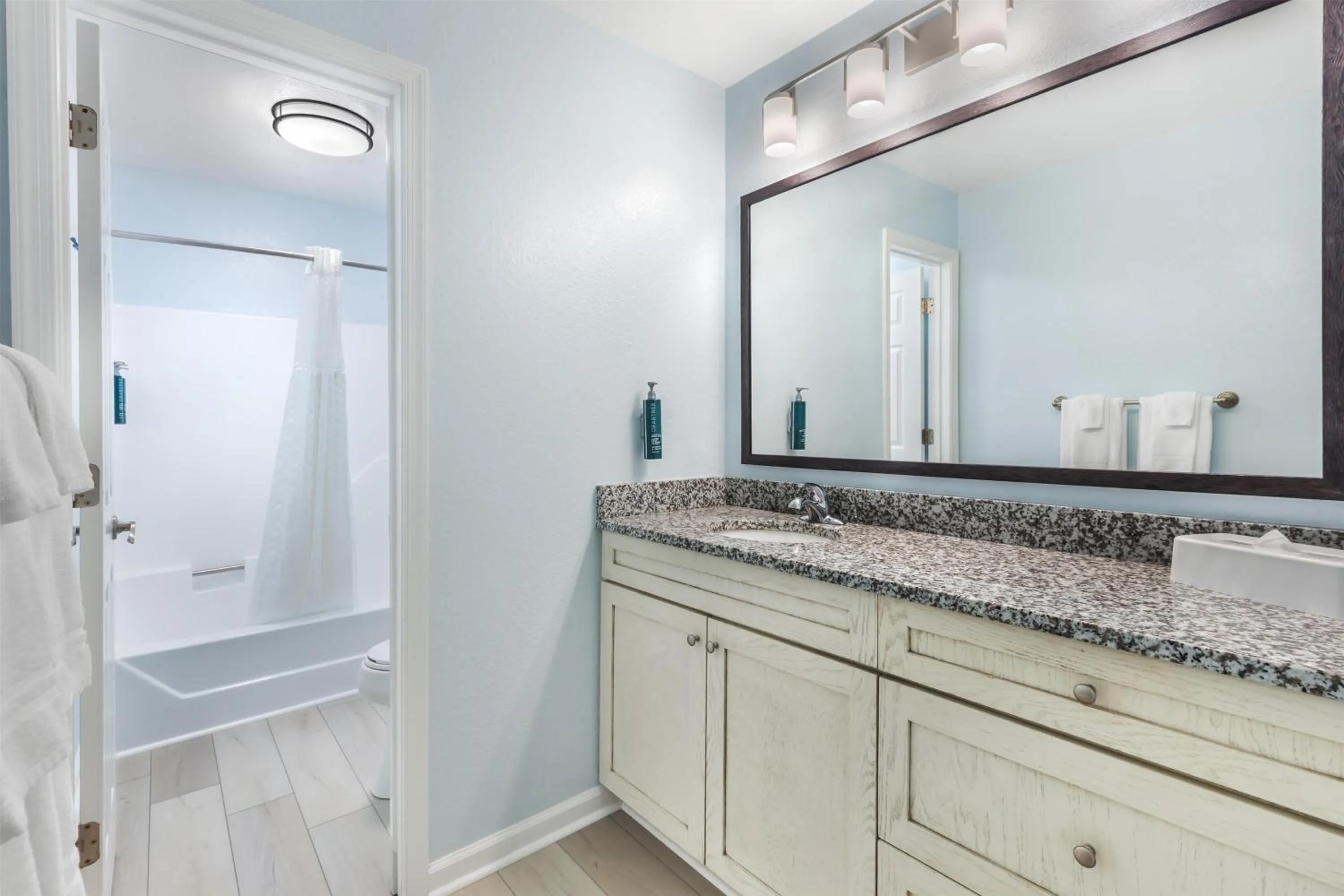 Bathroom in Hilton Vacation Club Beachwoods Kitty Hawk