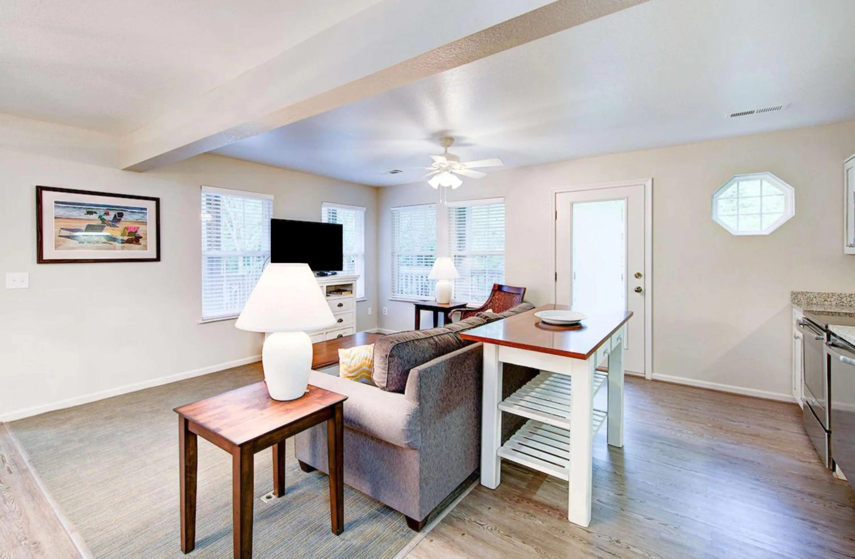 One-Bedroom King Suite with Roll-In Shower - Mobility Access in Hilton Vacation Club Beachwoods Kitty Hawk