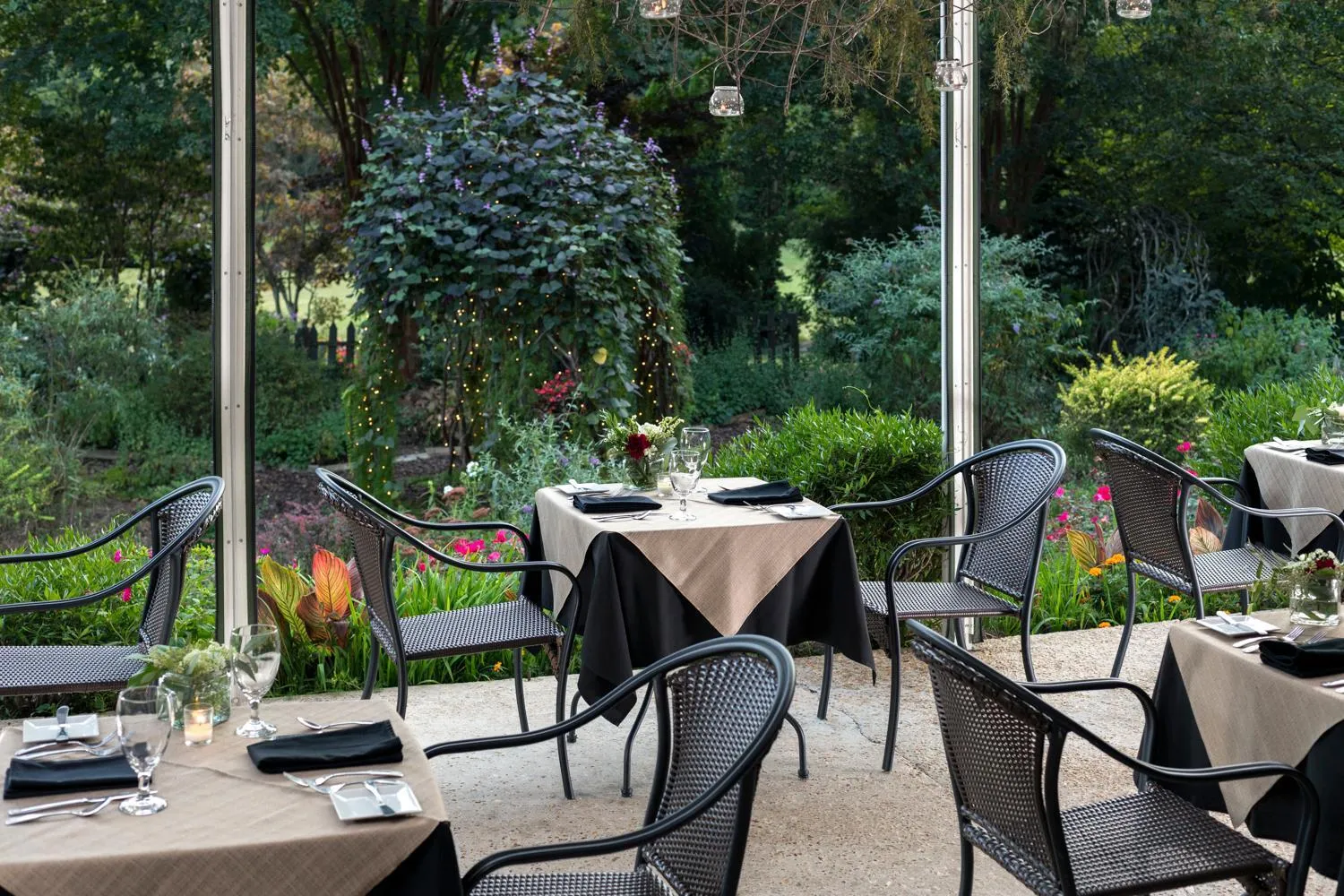 Balcony/Terrace in Glen-Ella Springs Hotel & Restaurant