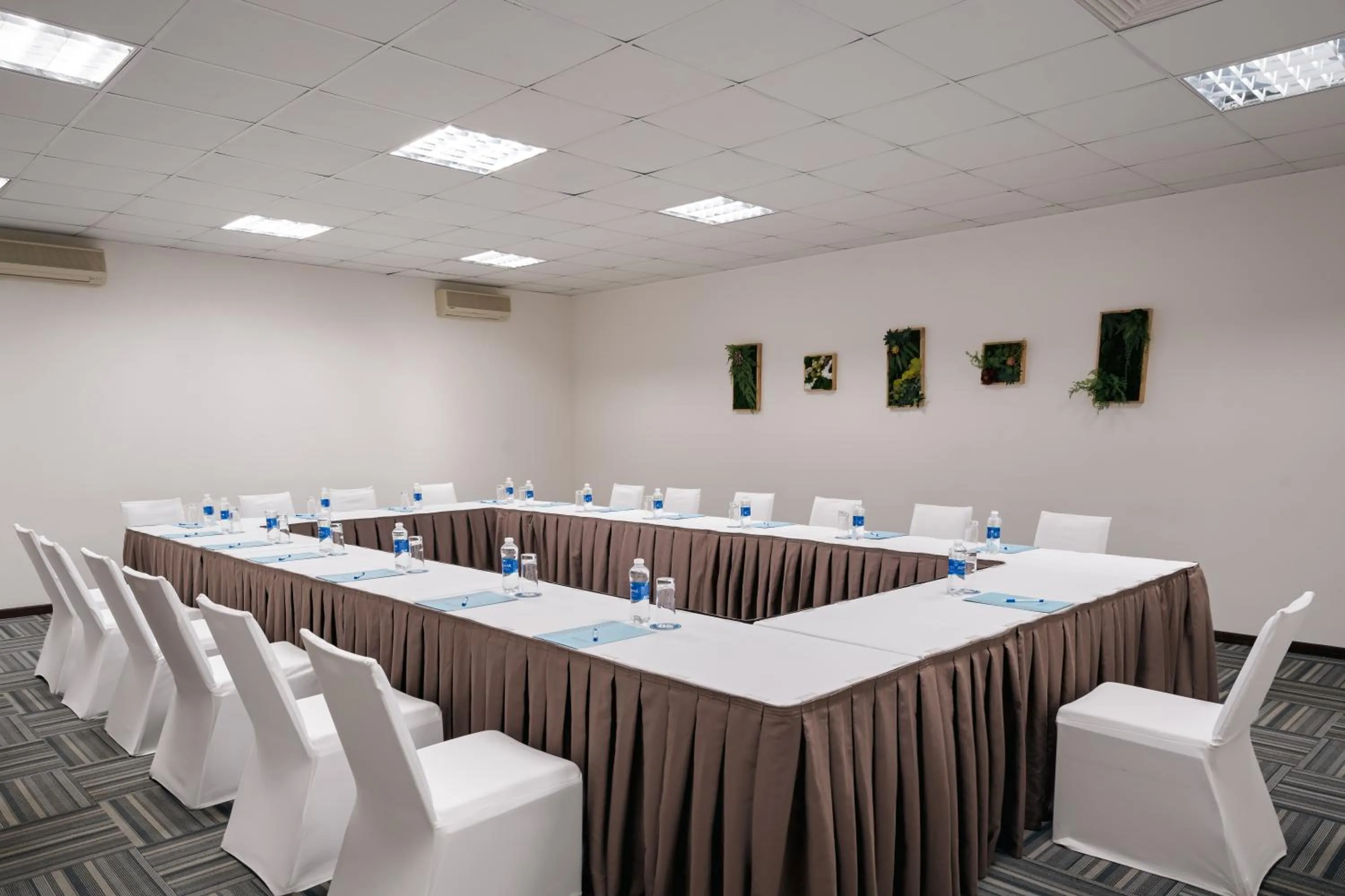 Wyndham Legend Halong