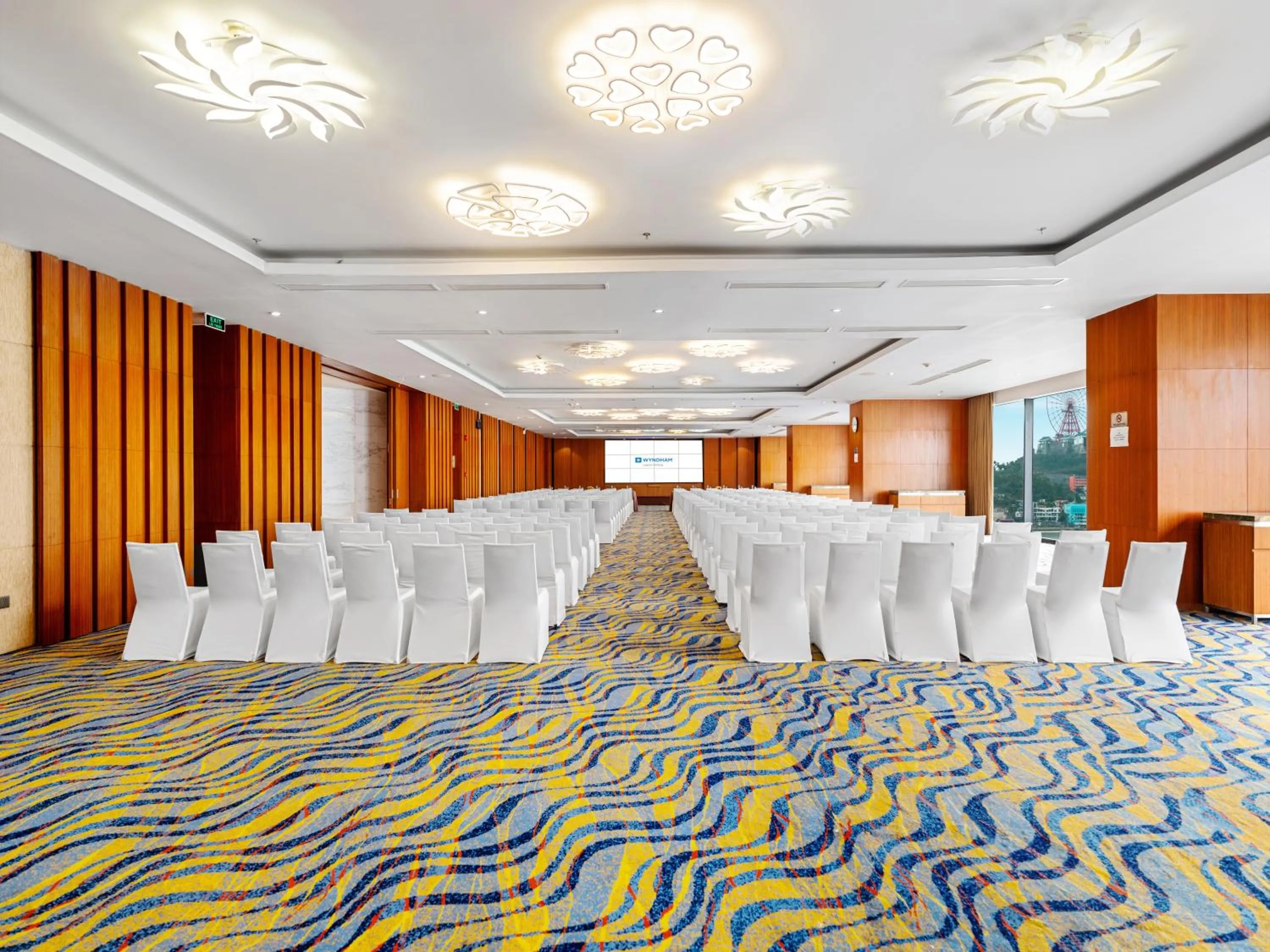 Wyndham Legend Halong