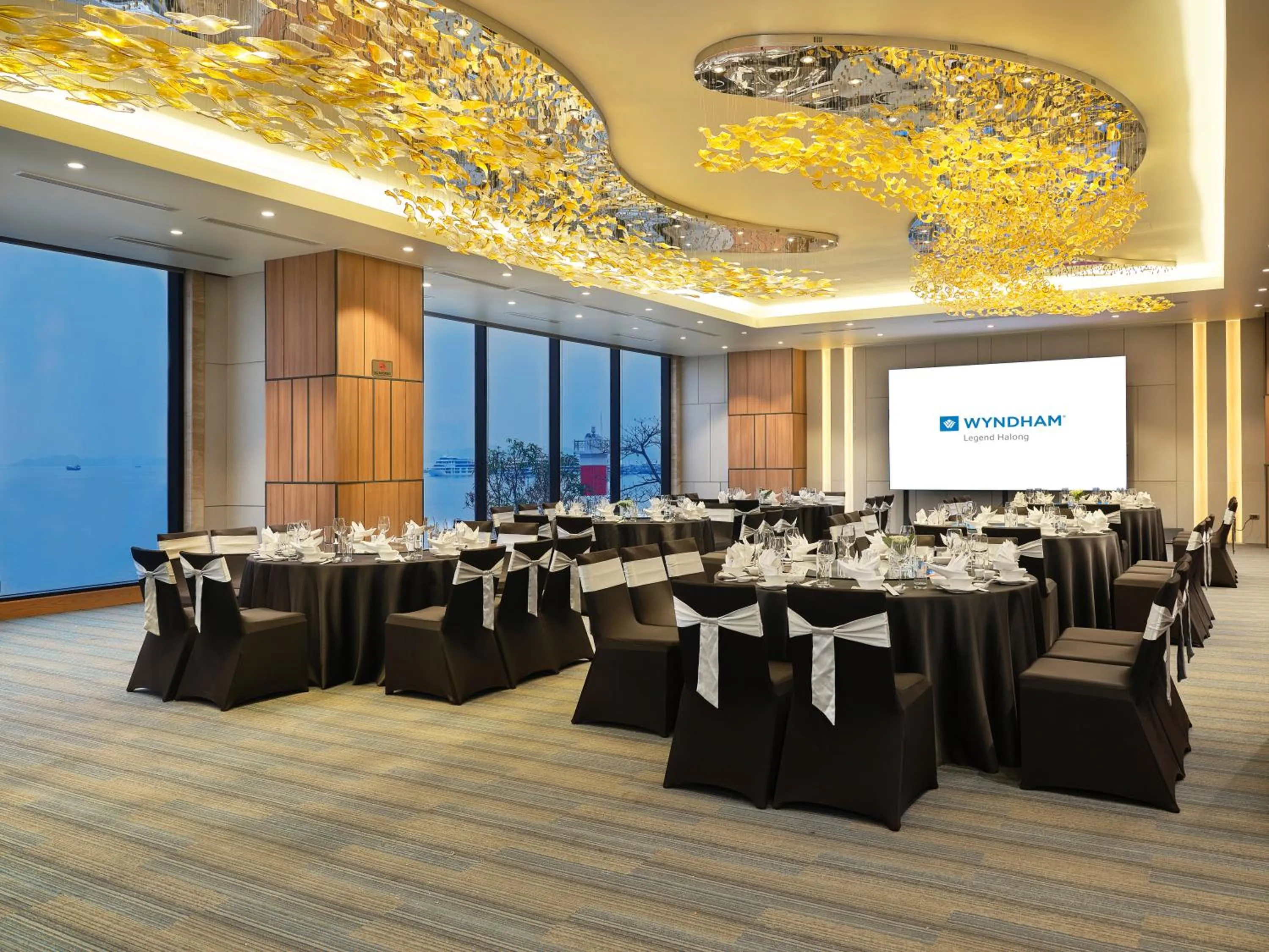 Wyndham Legend Halong