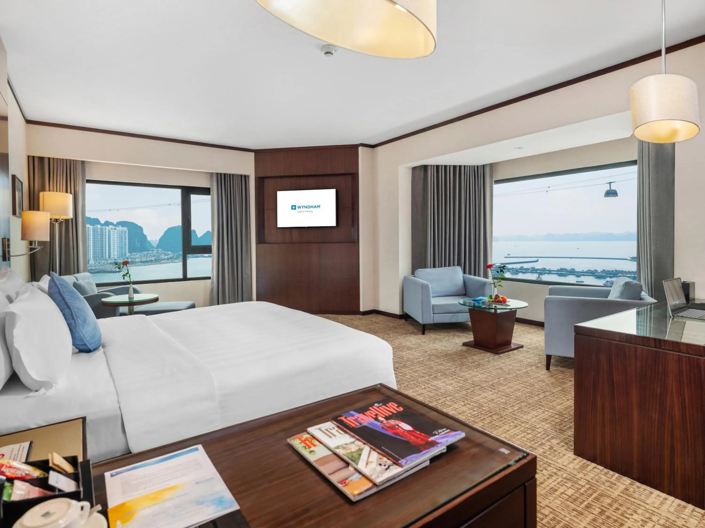 Bed in Wyndham Legend Halong