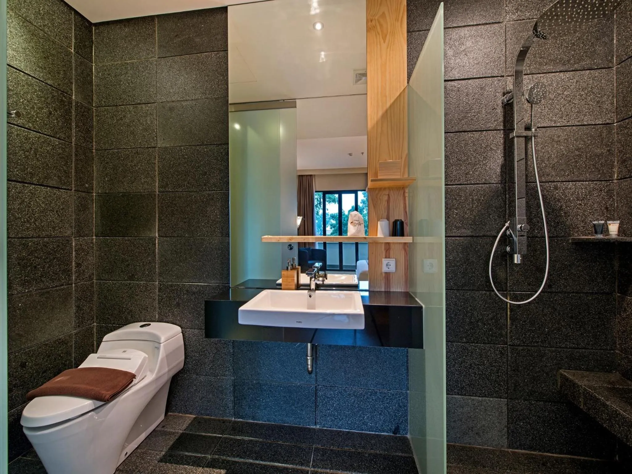 Shower in Tama Boutique Hotel