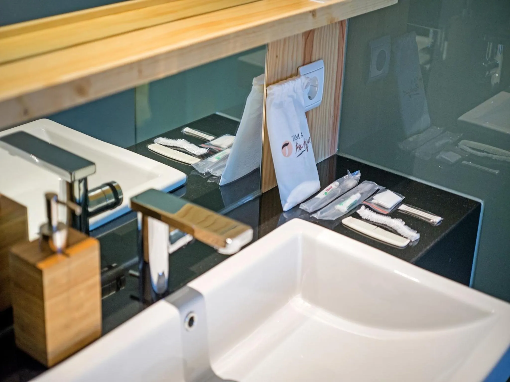 Toilet in Tama Boutique Hotel