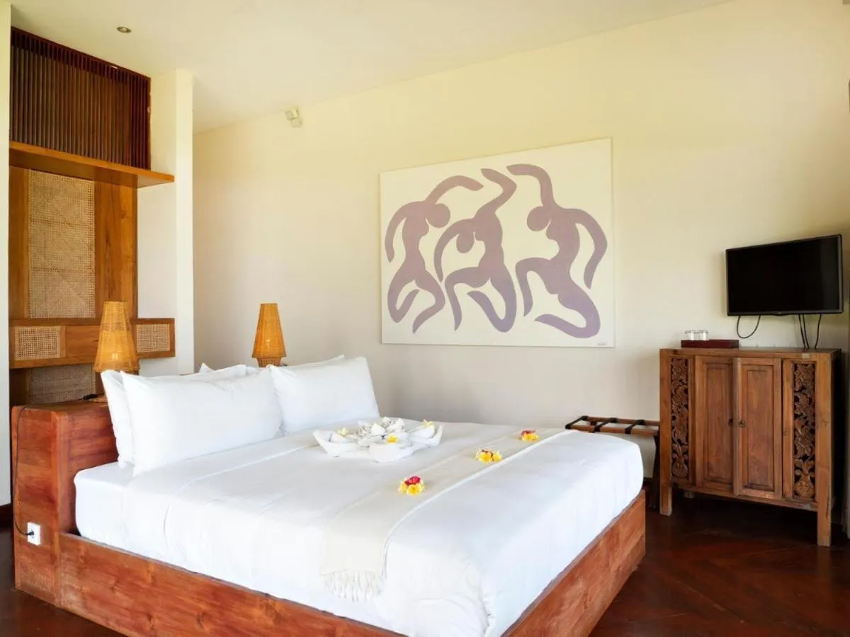 Bed in Sound of The Sea Villa