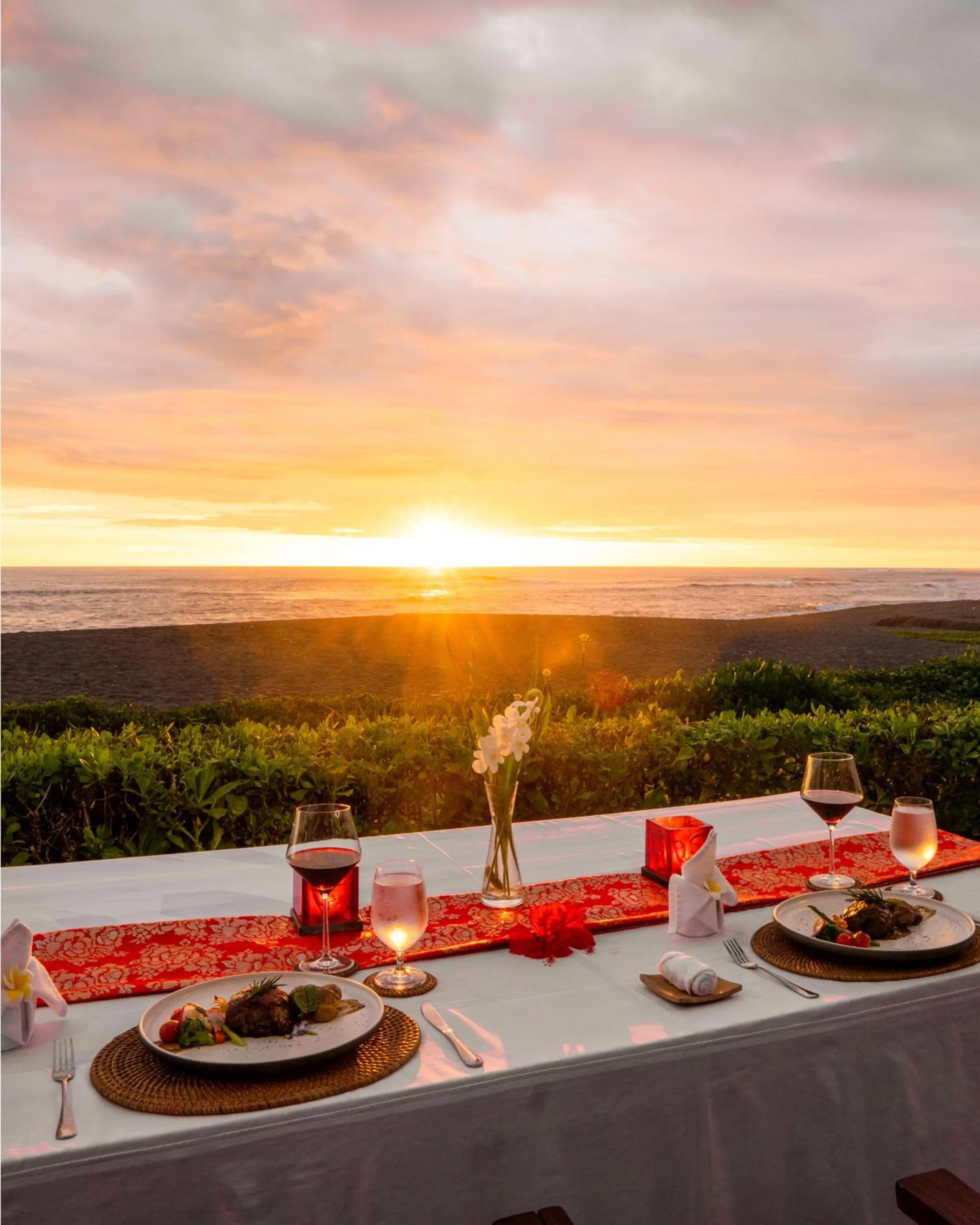 Dinner in Sound of The Sea Villa