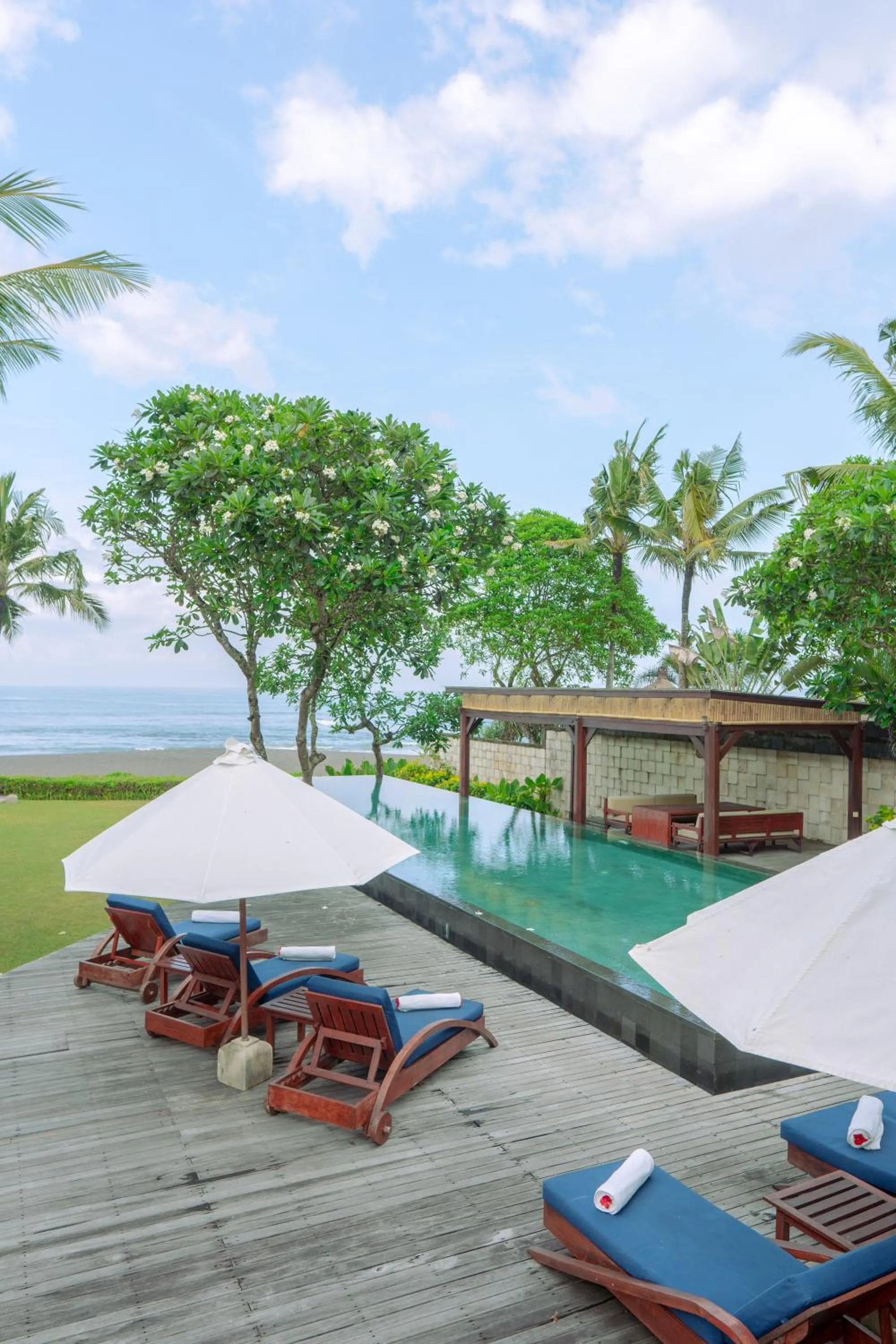 Pool view in Sound of The Sea Villa