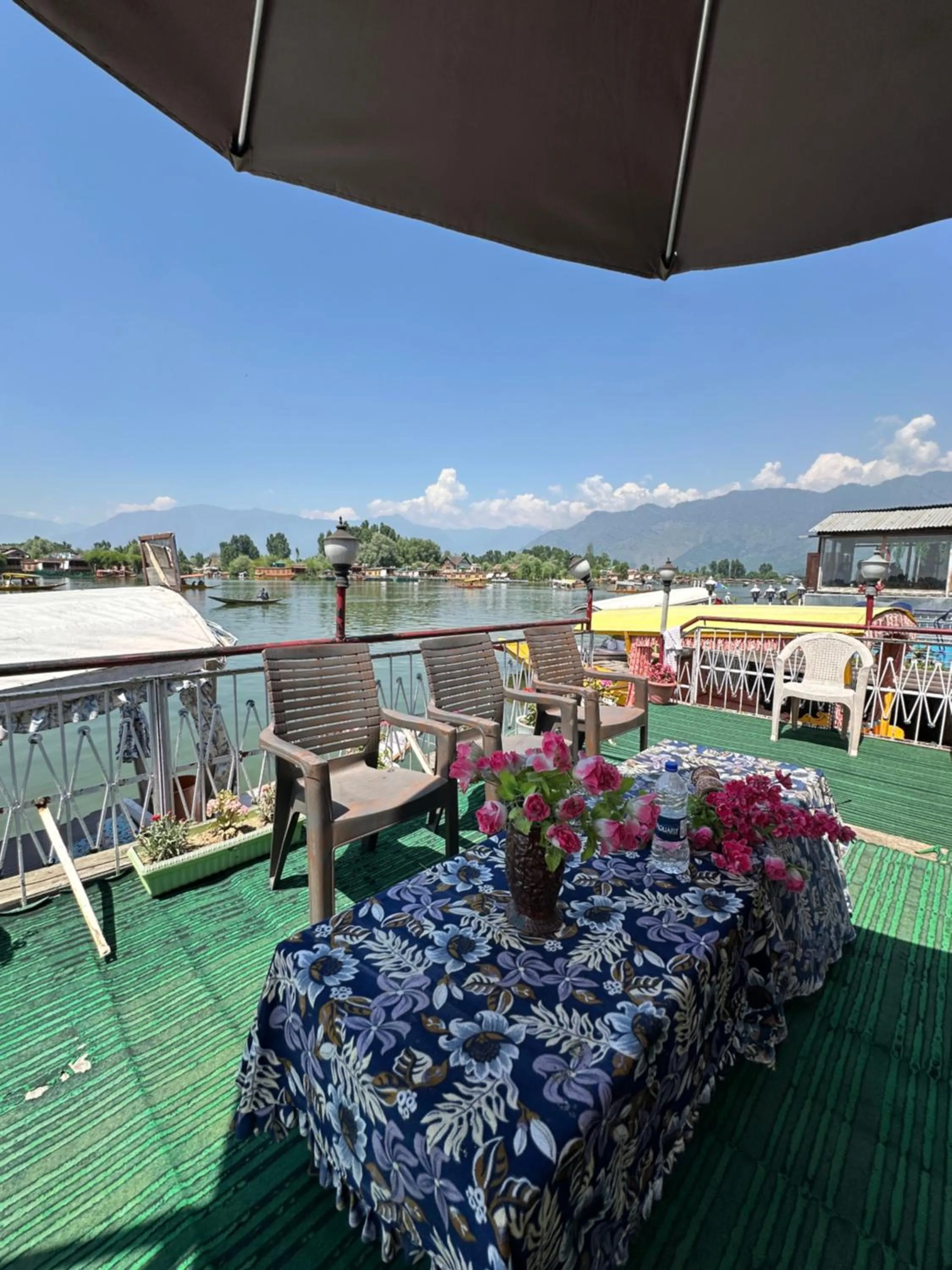 Lake Palace Group Of House Boats