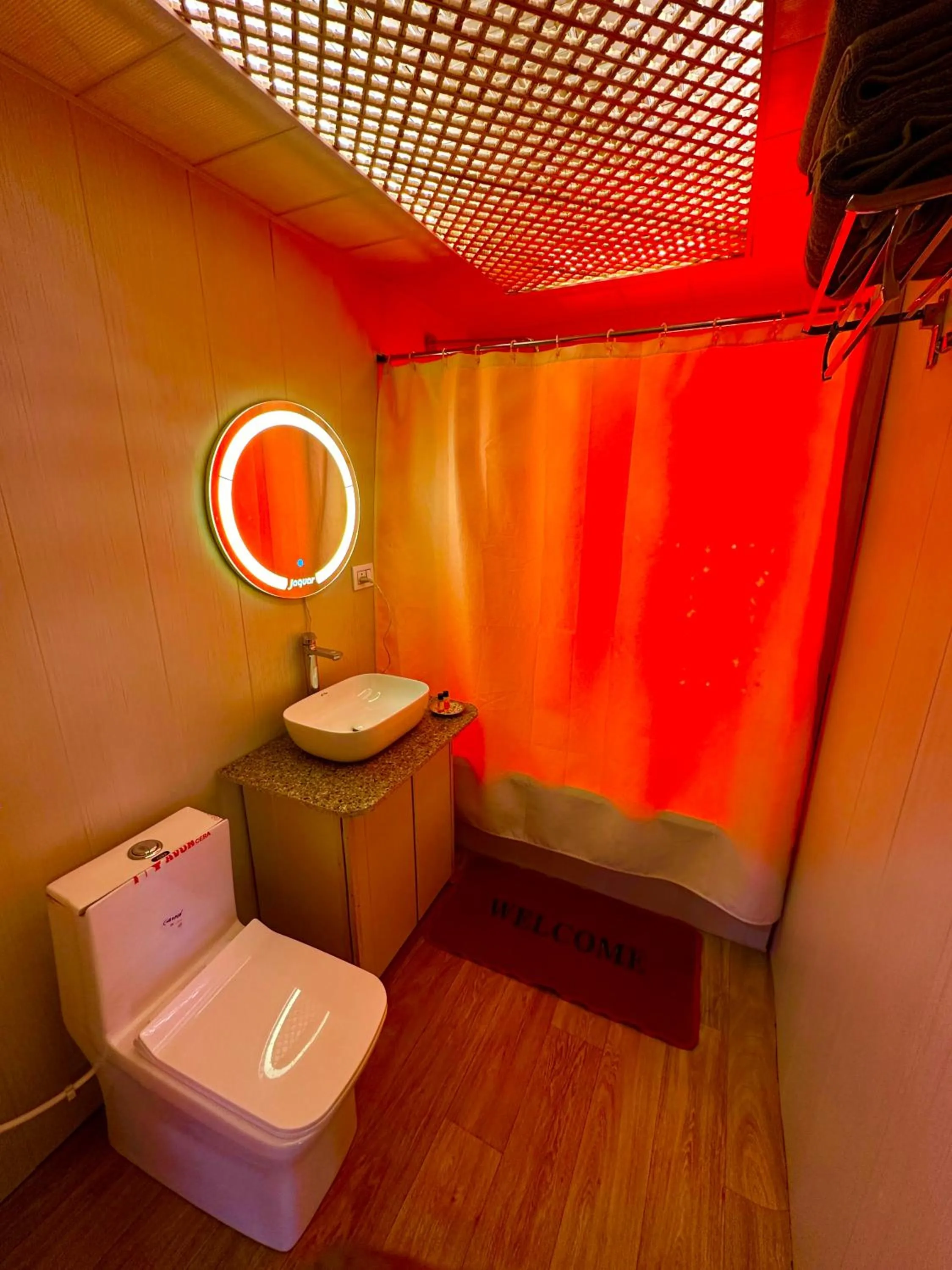 Lake Palace Group Of House Boats